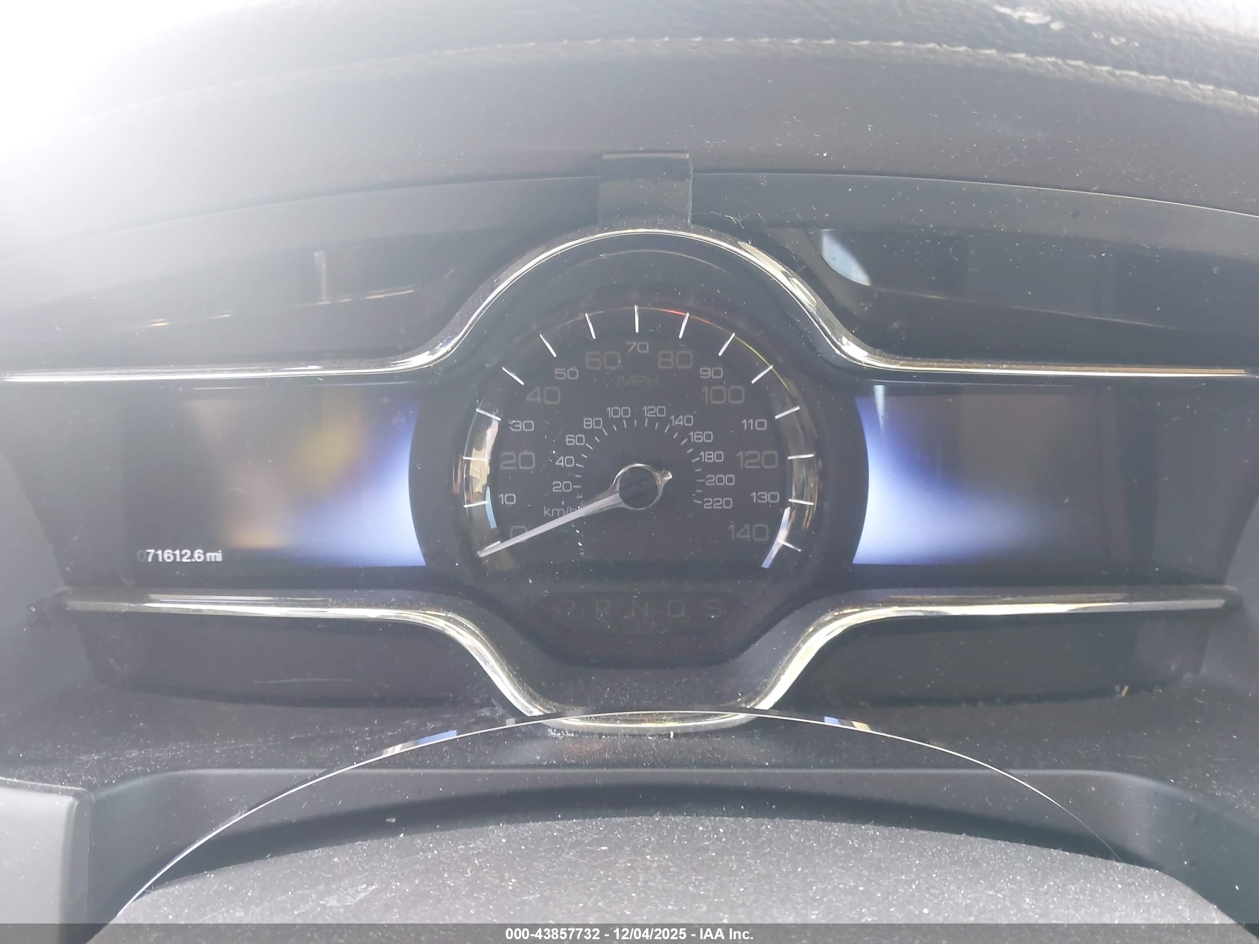 LINCOLN MKS image 7