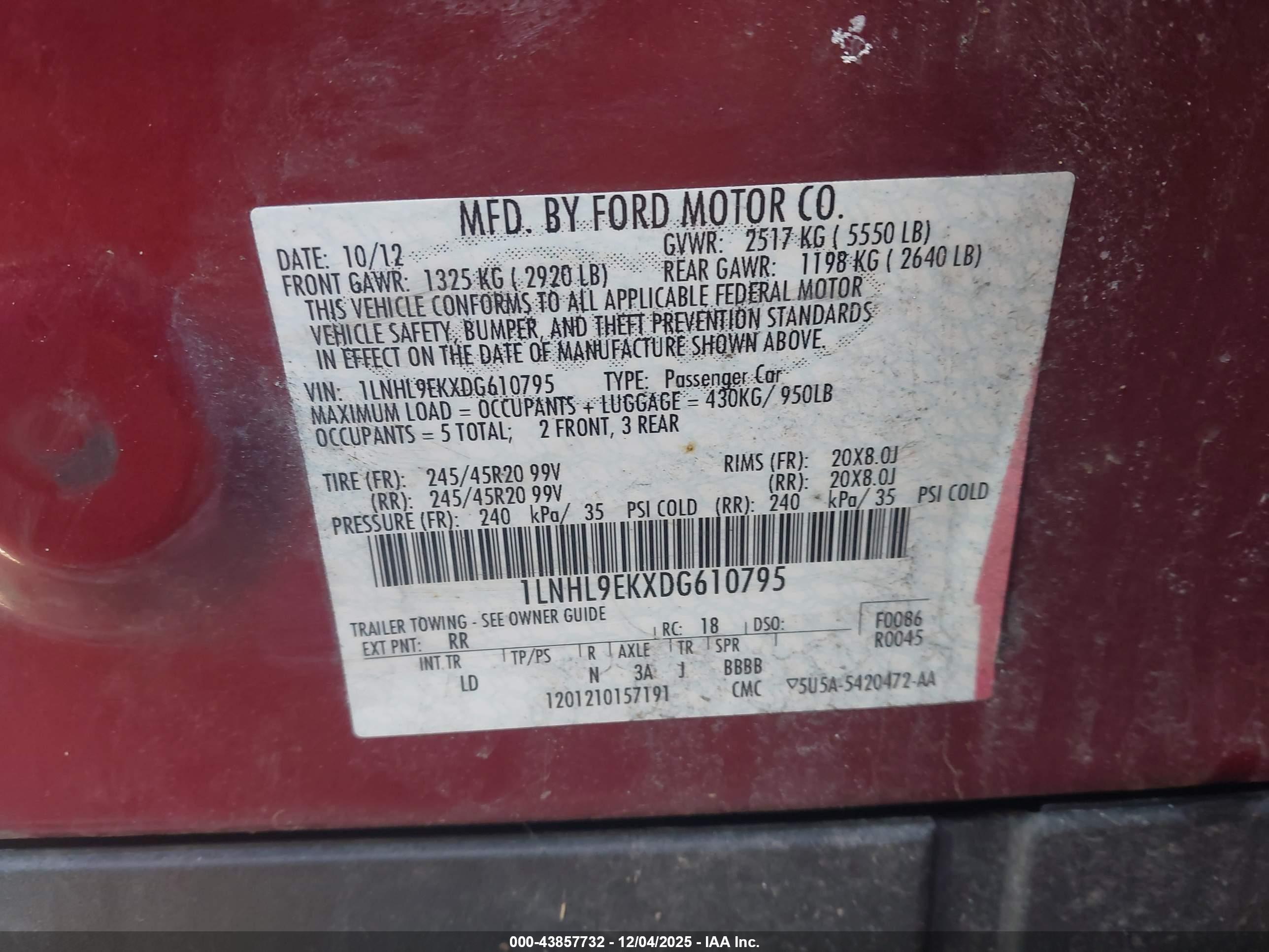 LINCOLN MKS image 9