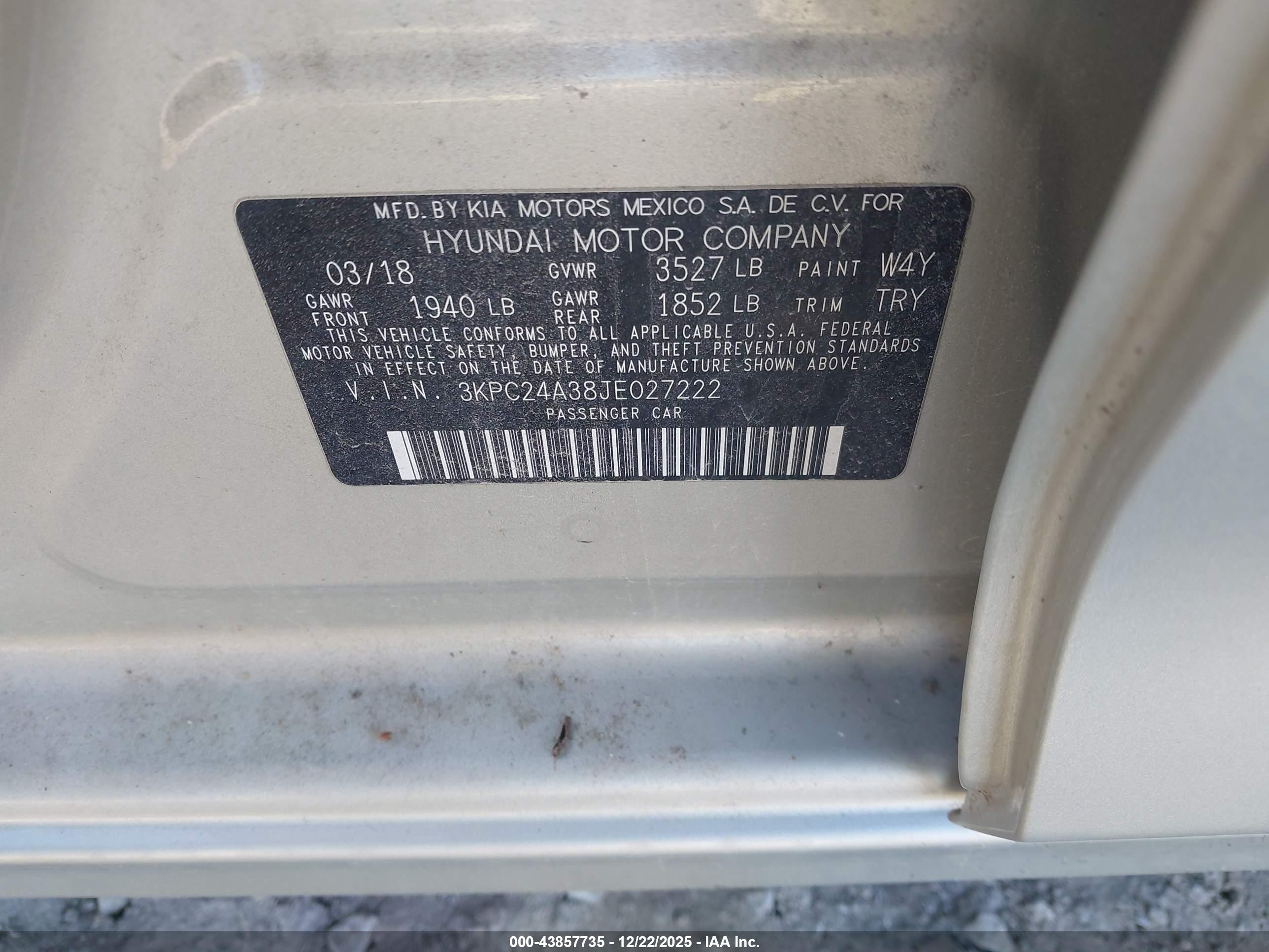 HYUNDAI ACCENT image 9