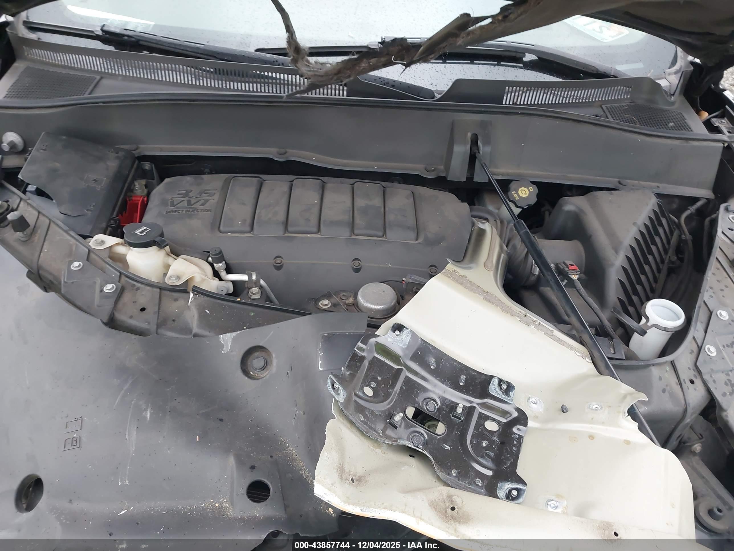 GMC ACADIA image 10