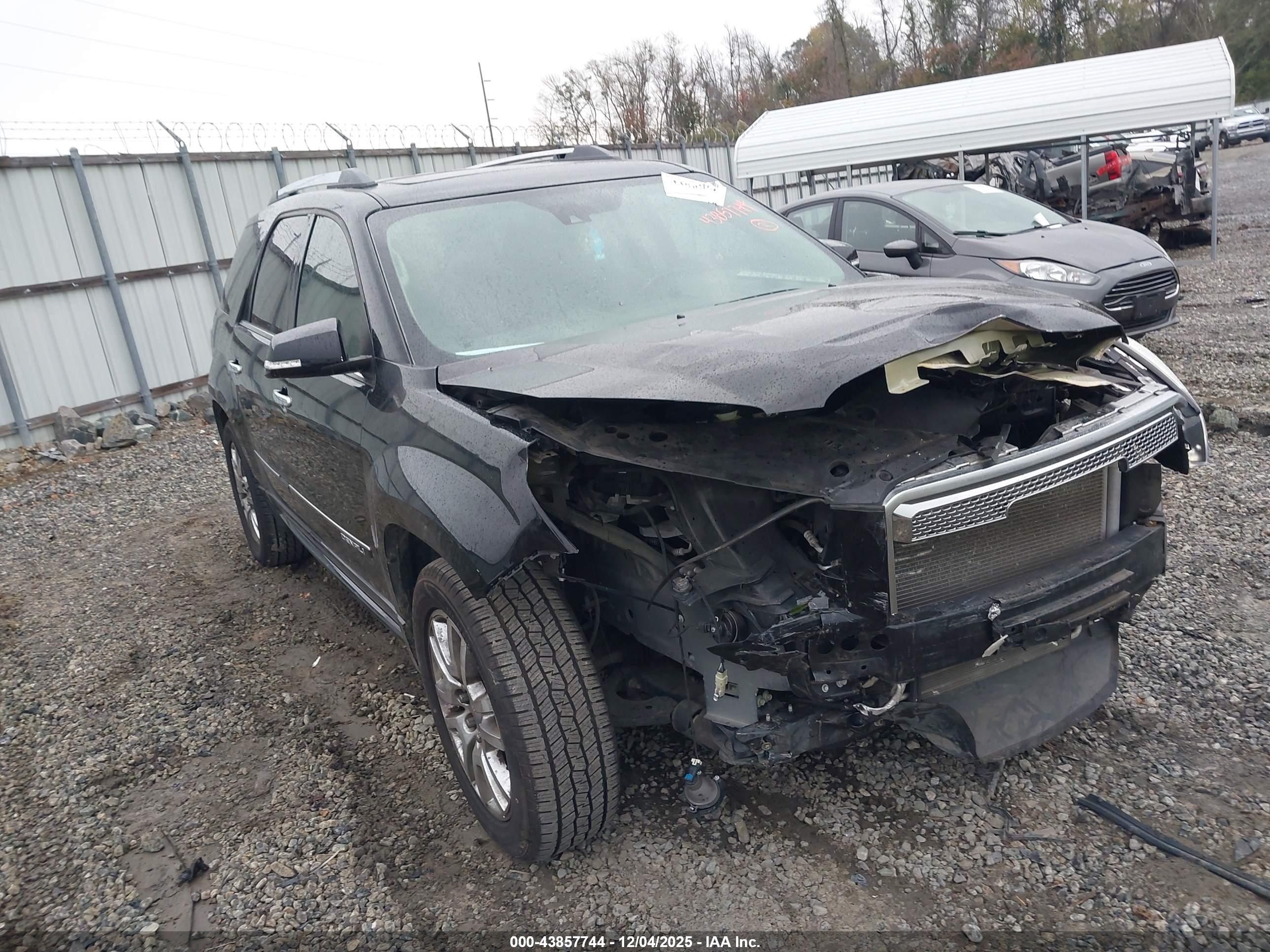 GMC ACADIA image 6