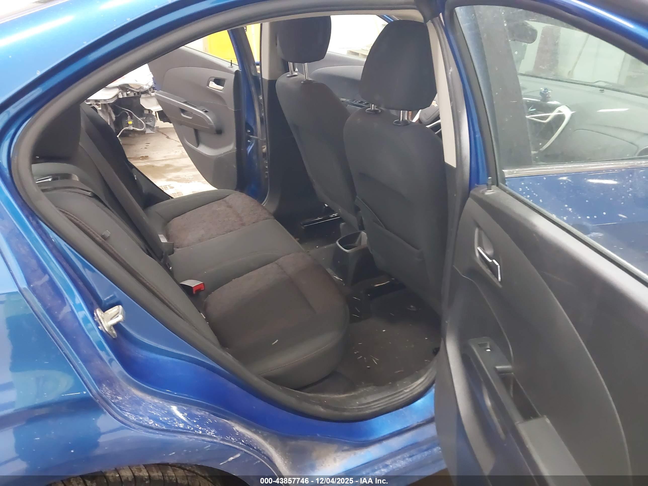 CHEVROLET SONIC image 8