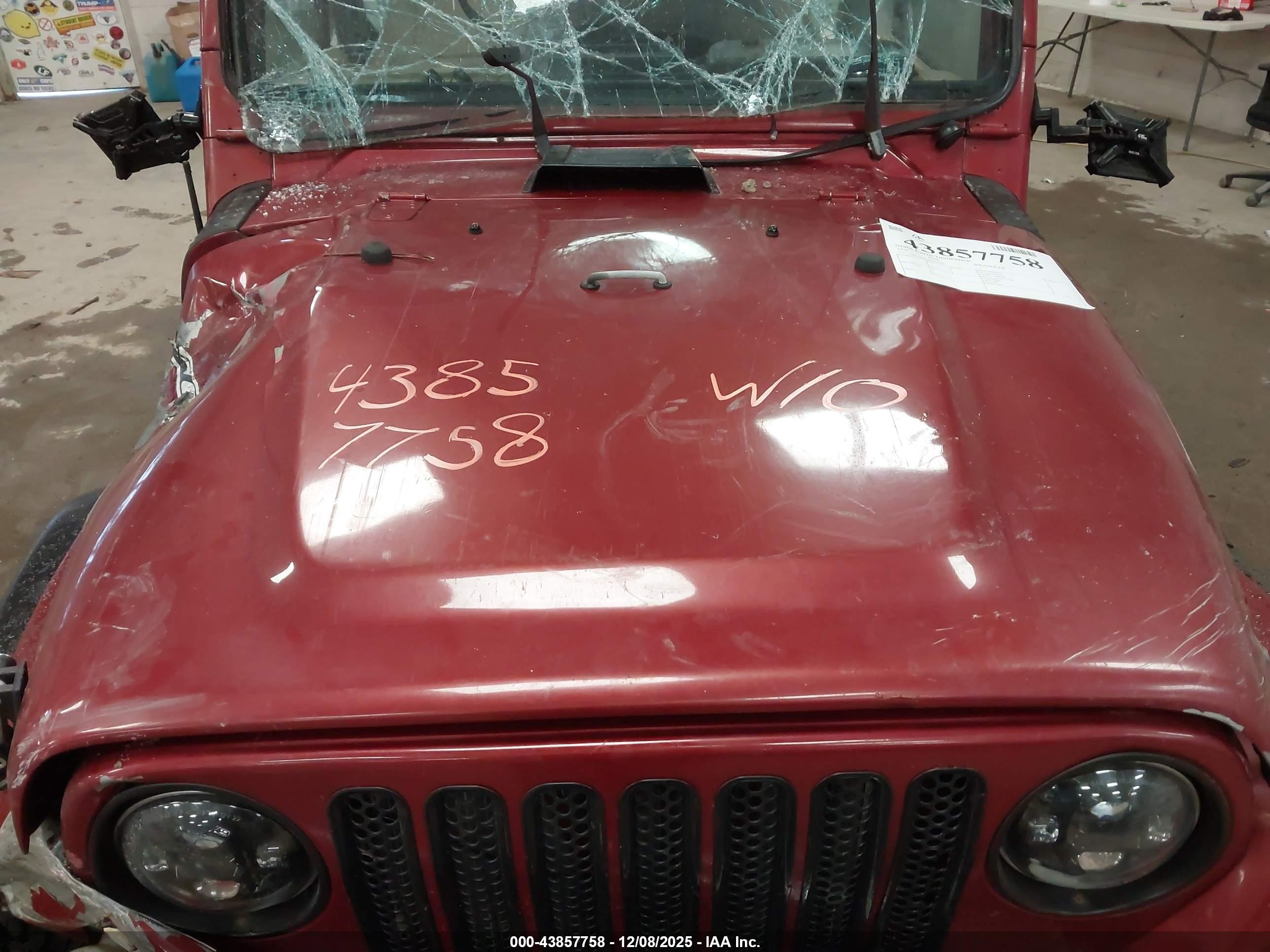 JEEP WRANGLER image 10