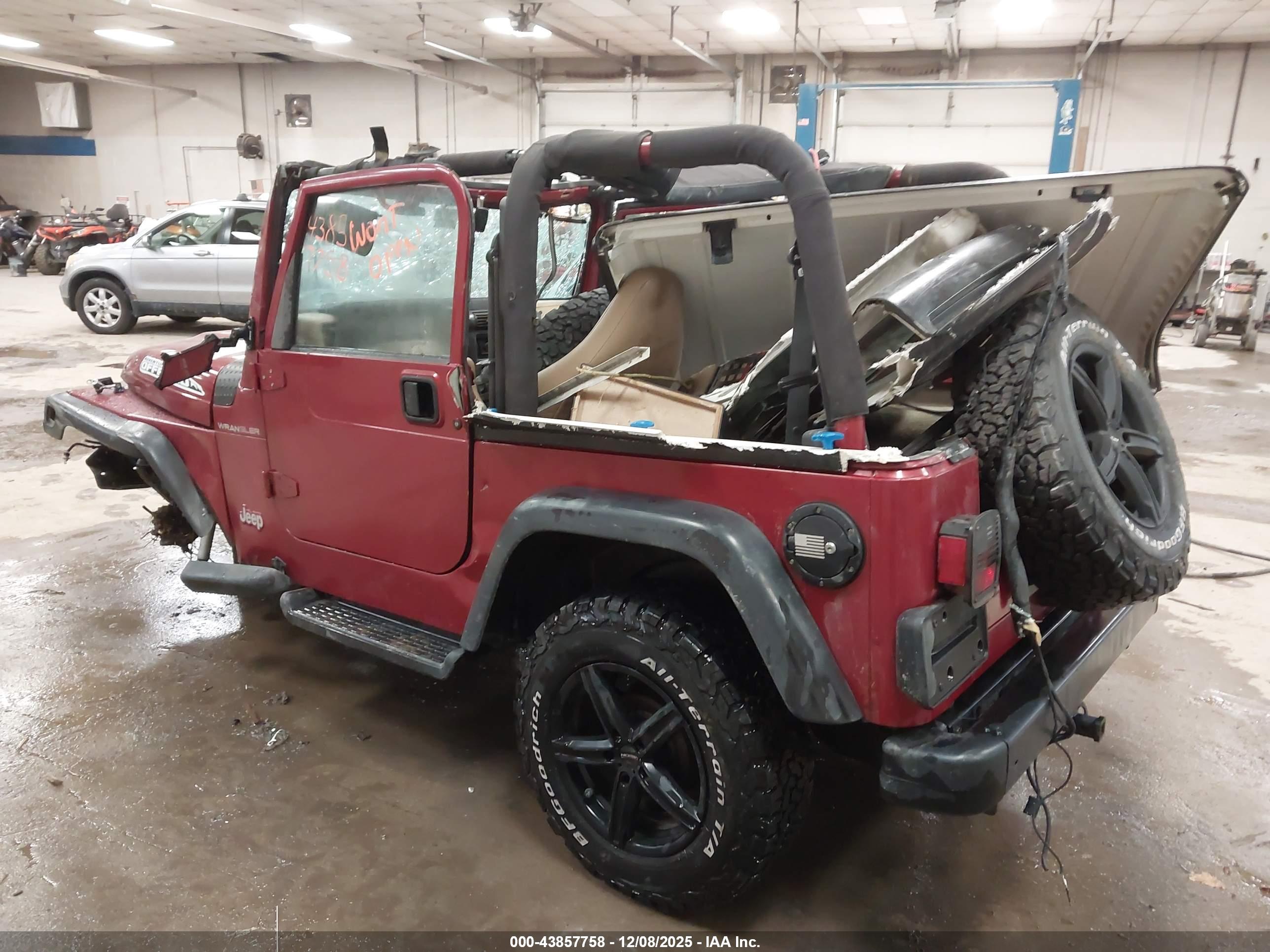JEEP WRANGLER image 3