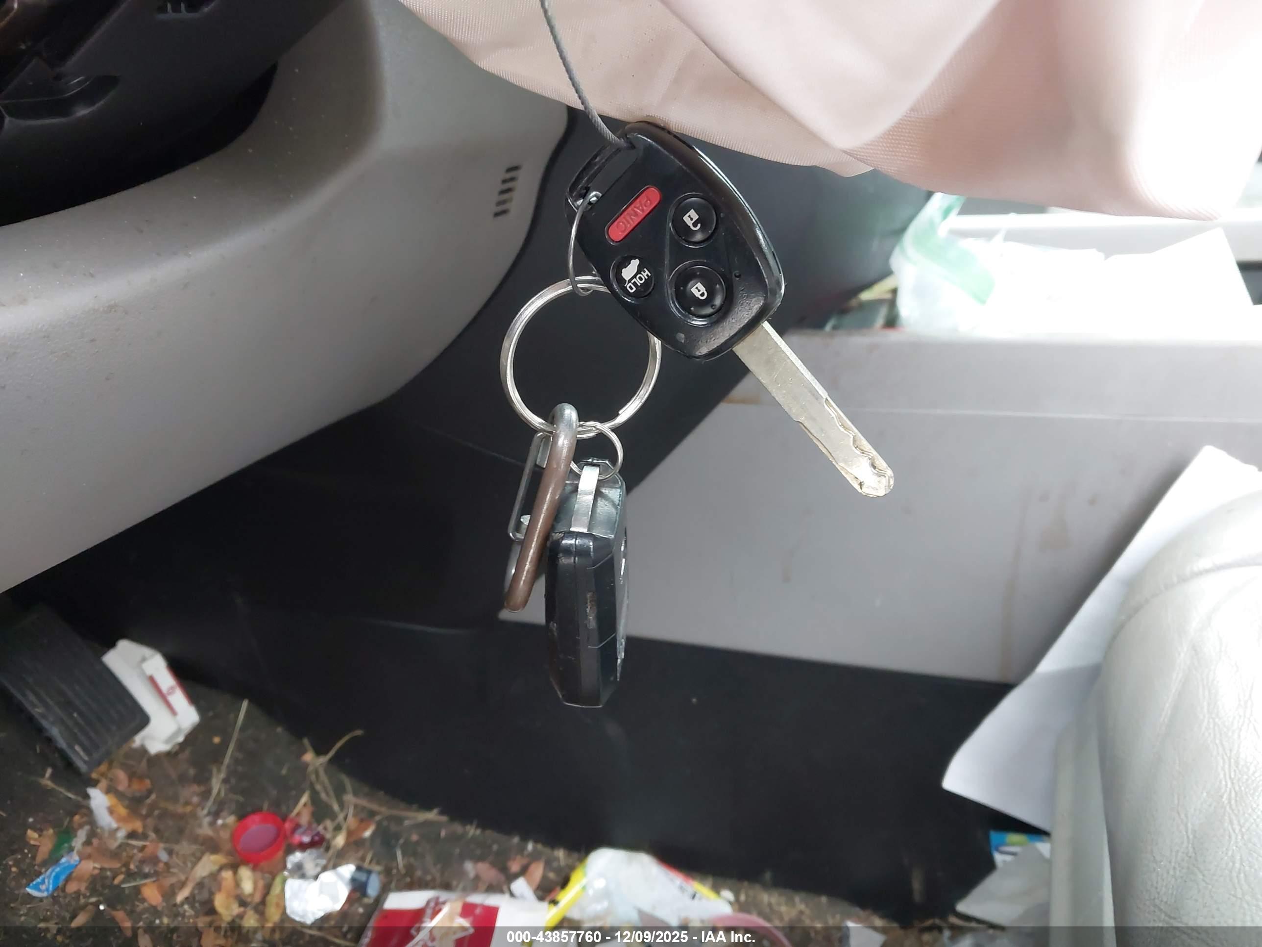 HONDA PILOT image 11