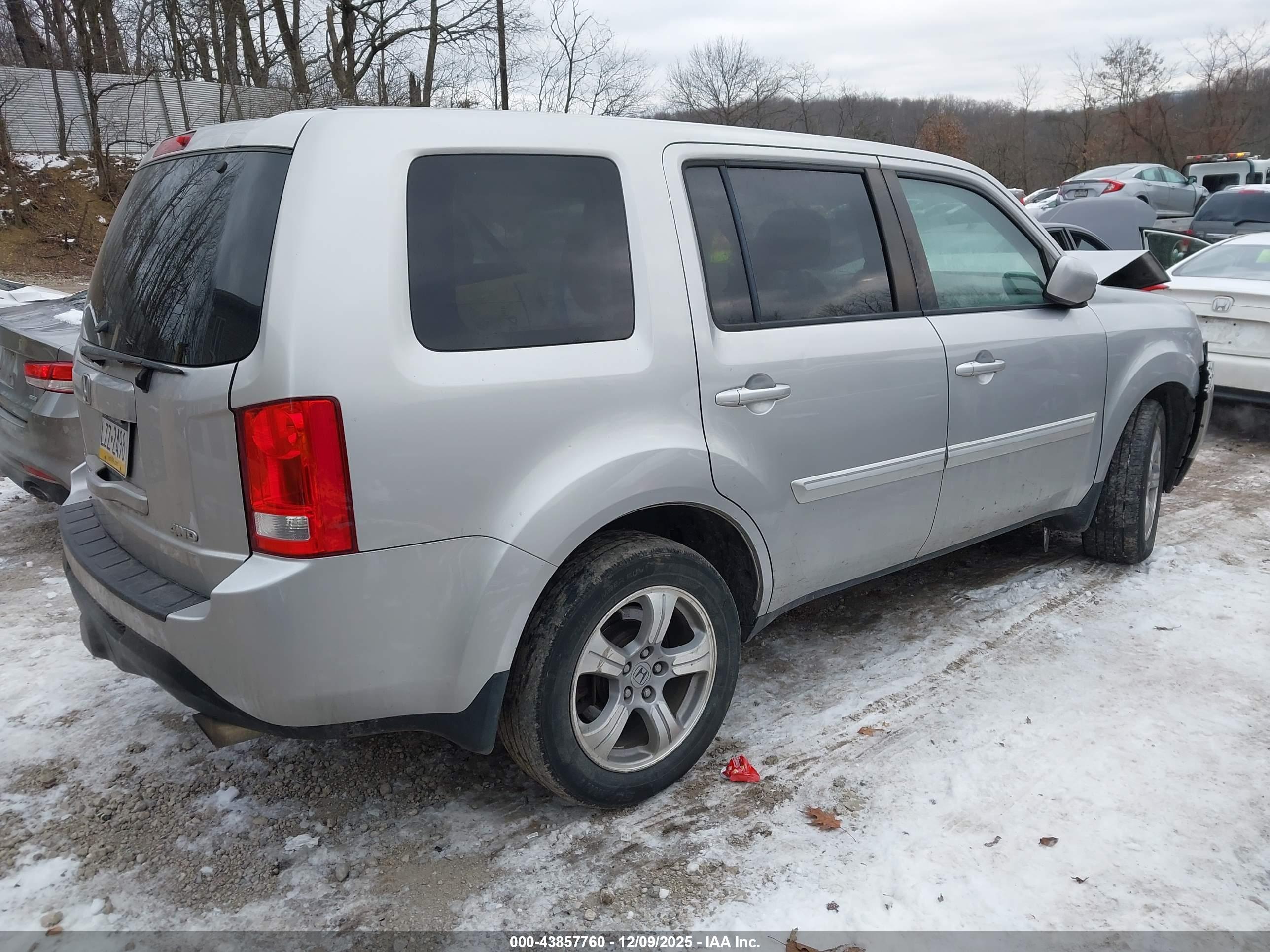 HONDA PILOT image 4