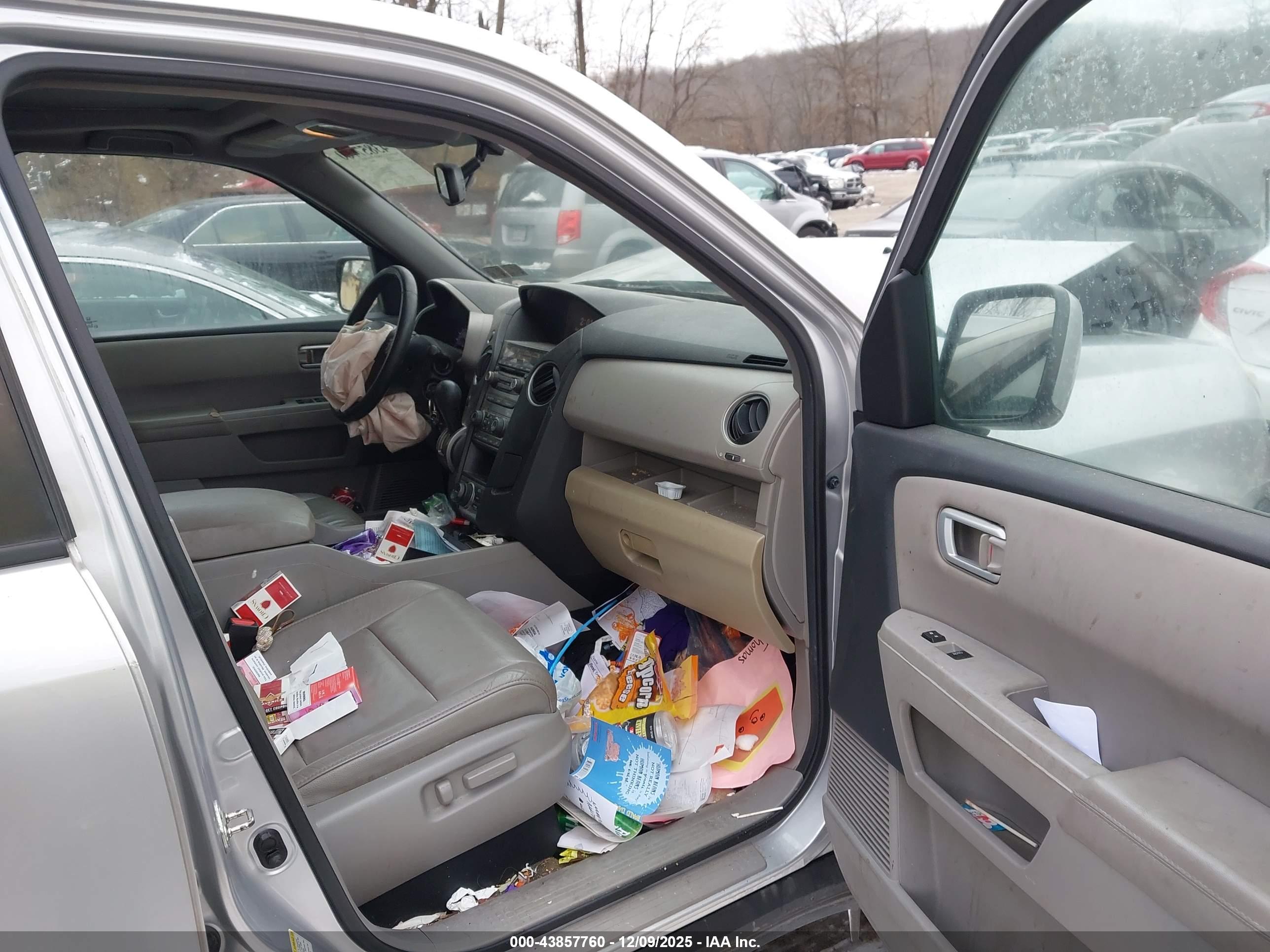 HONDA PILOT image 5
