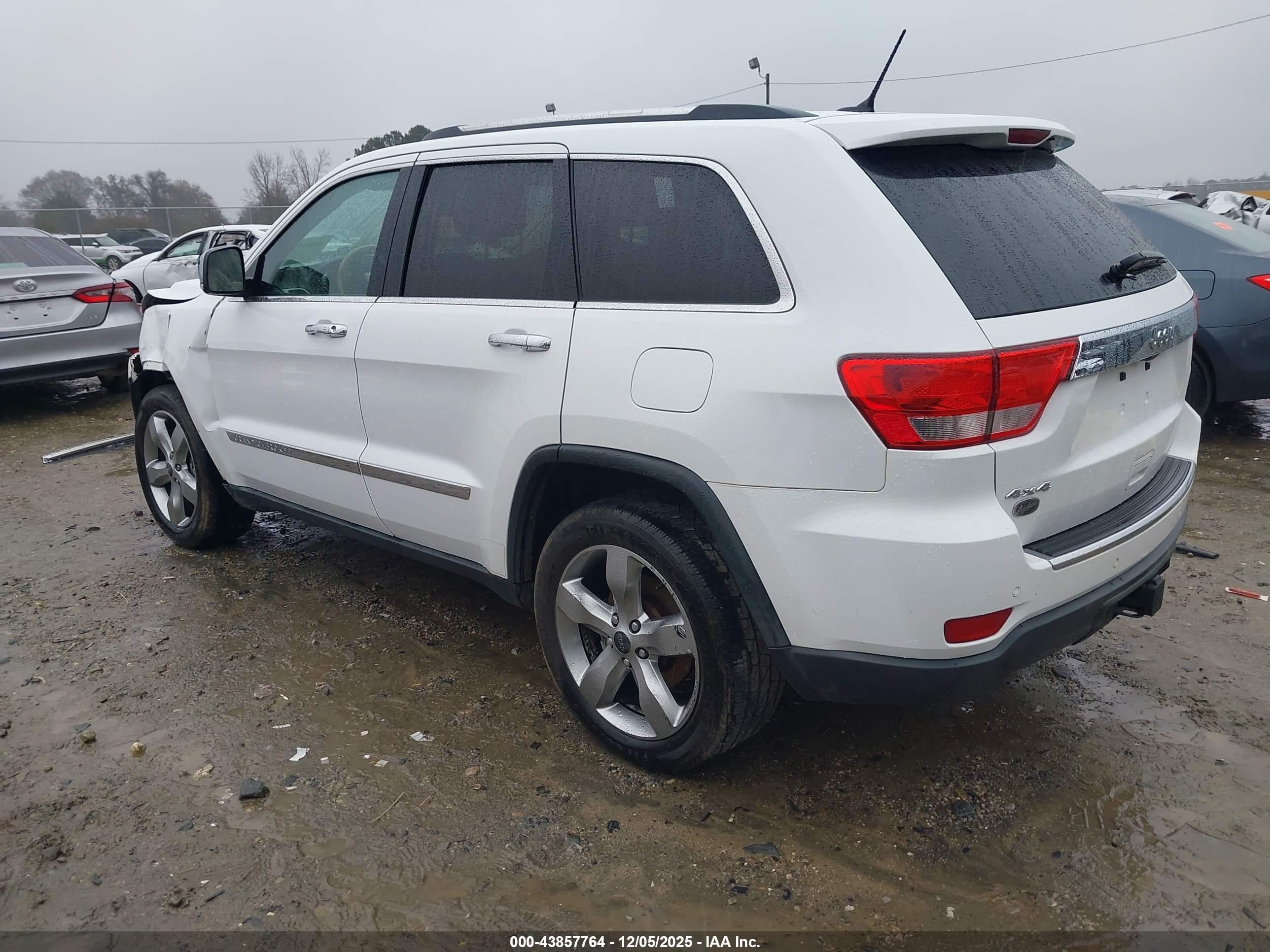 JEEP GRAND image 3