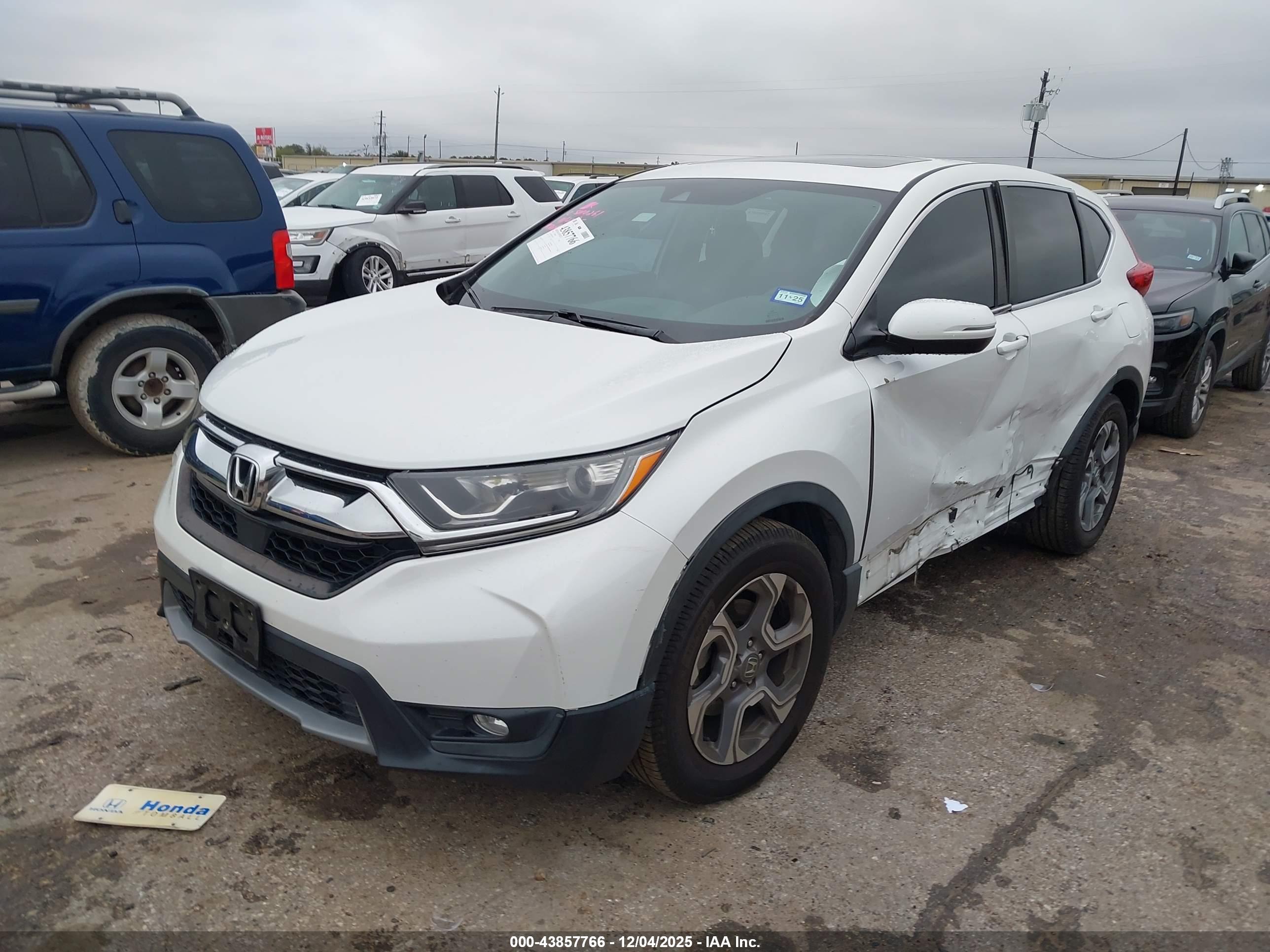 HONDA CR-V image 2