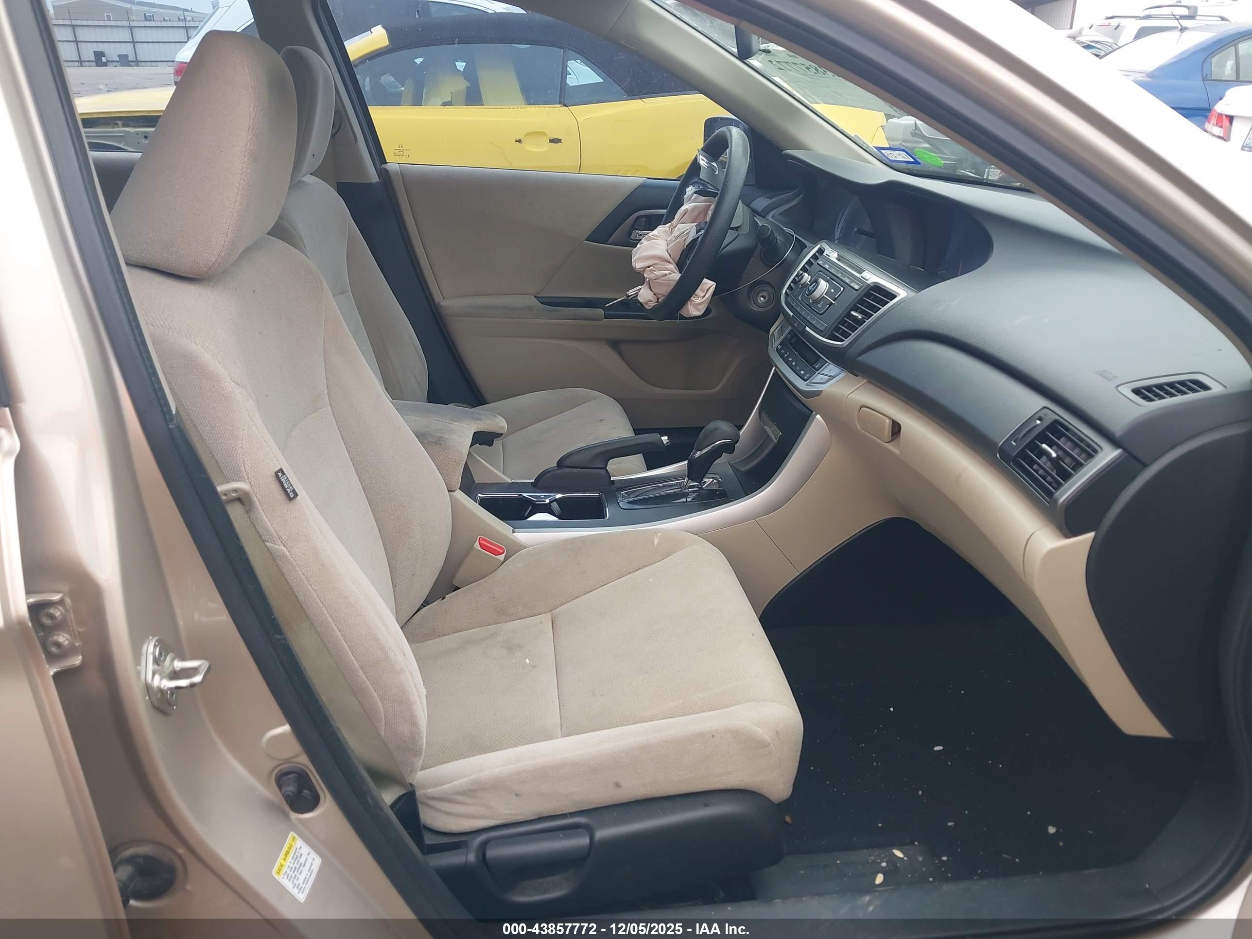 HONDA ACCORD image 5