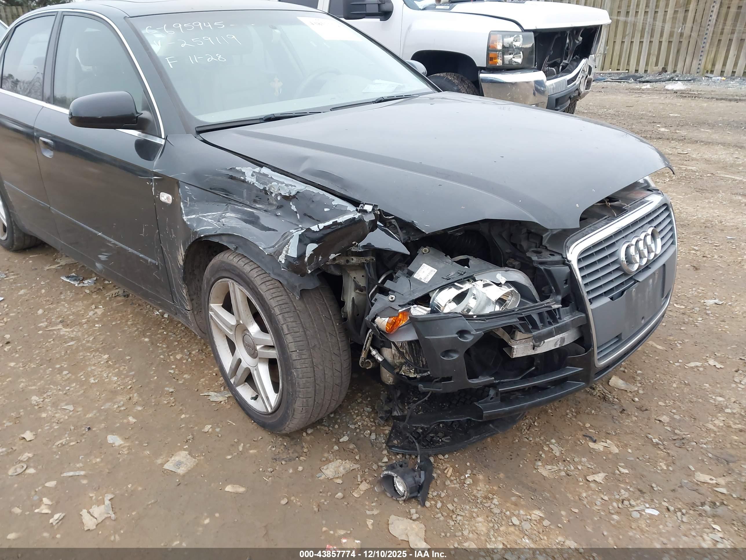 AUDI A4 image 6