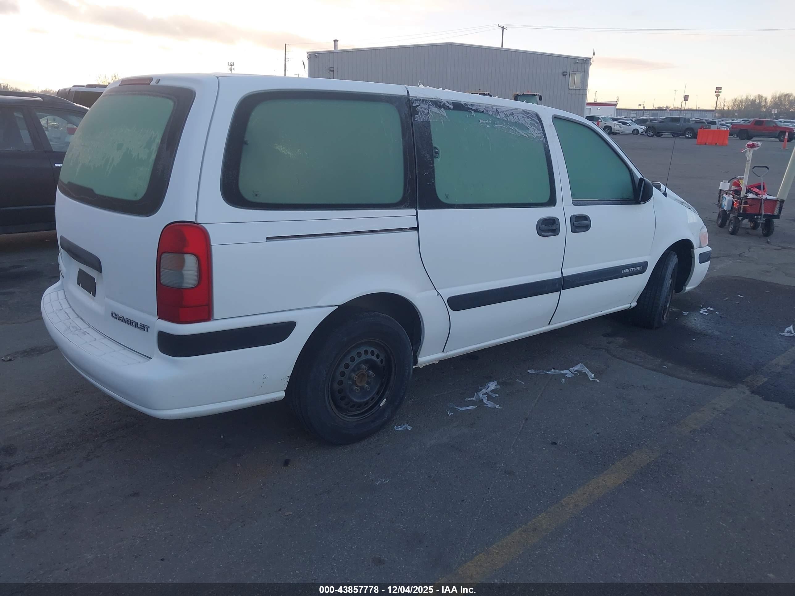 CHEVROLET VENTURE image 4
