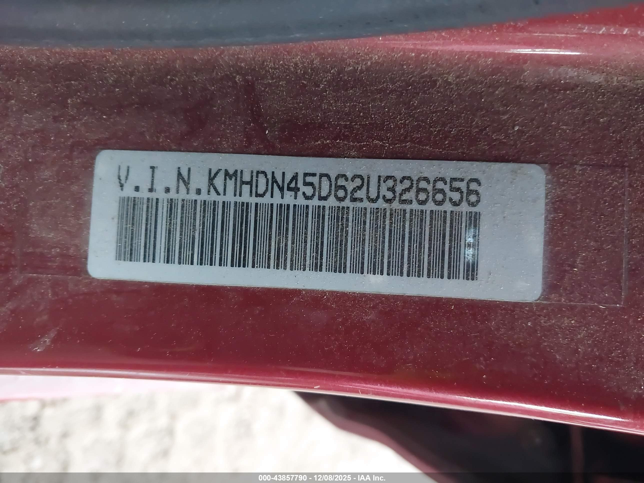 HYUNDAI ELANTRA image 9