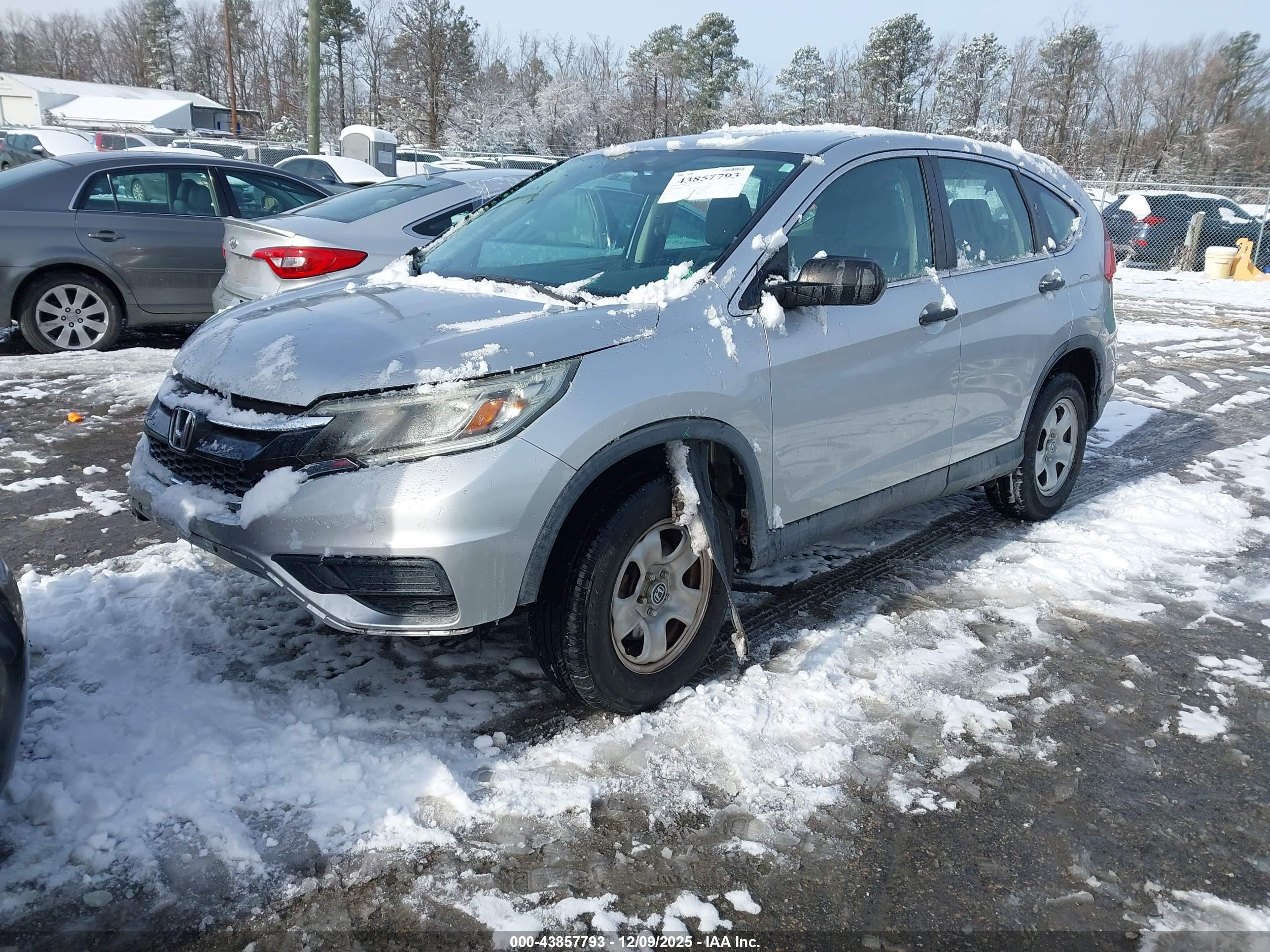 HONDA CR-V image 2