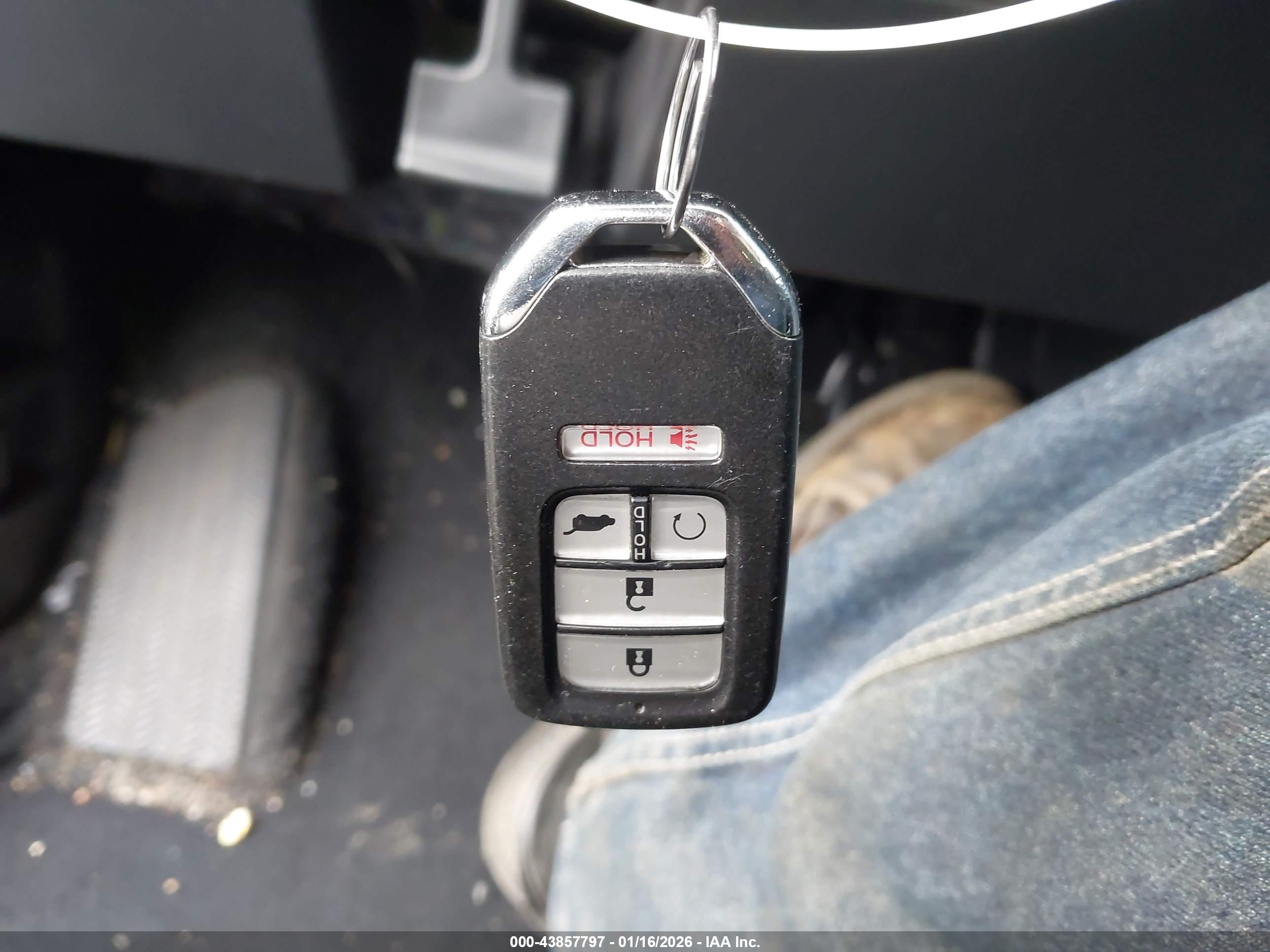 HONDA CR-V image 11