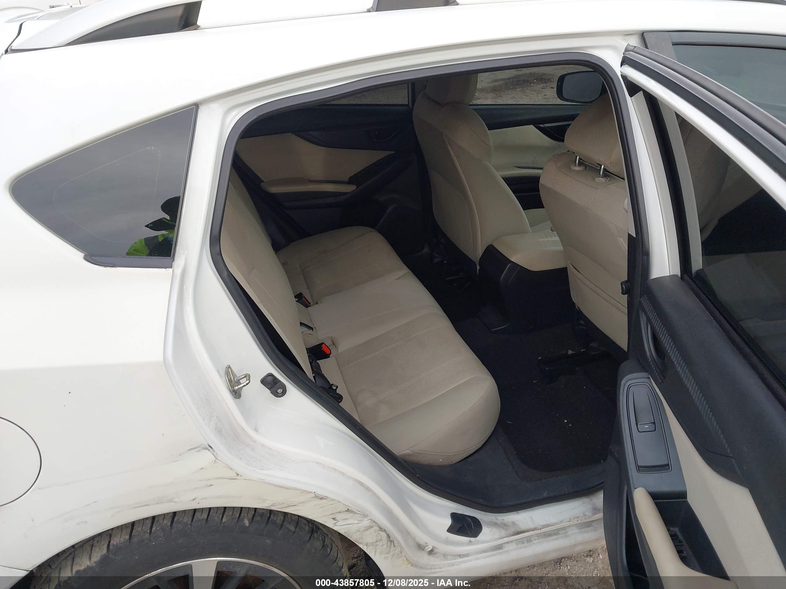 SUBARU IMPREZA image 8