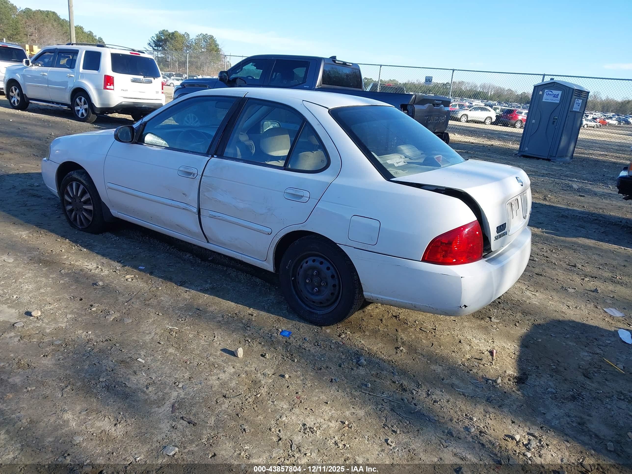 NISSAN SENTRA image 3