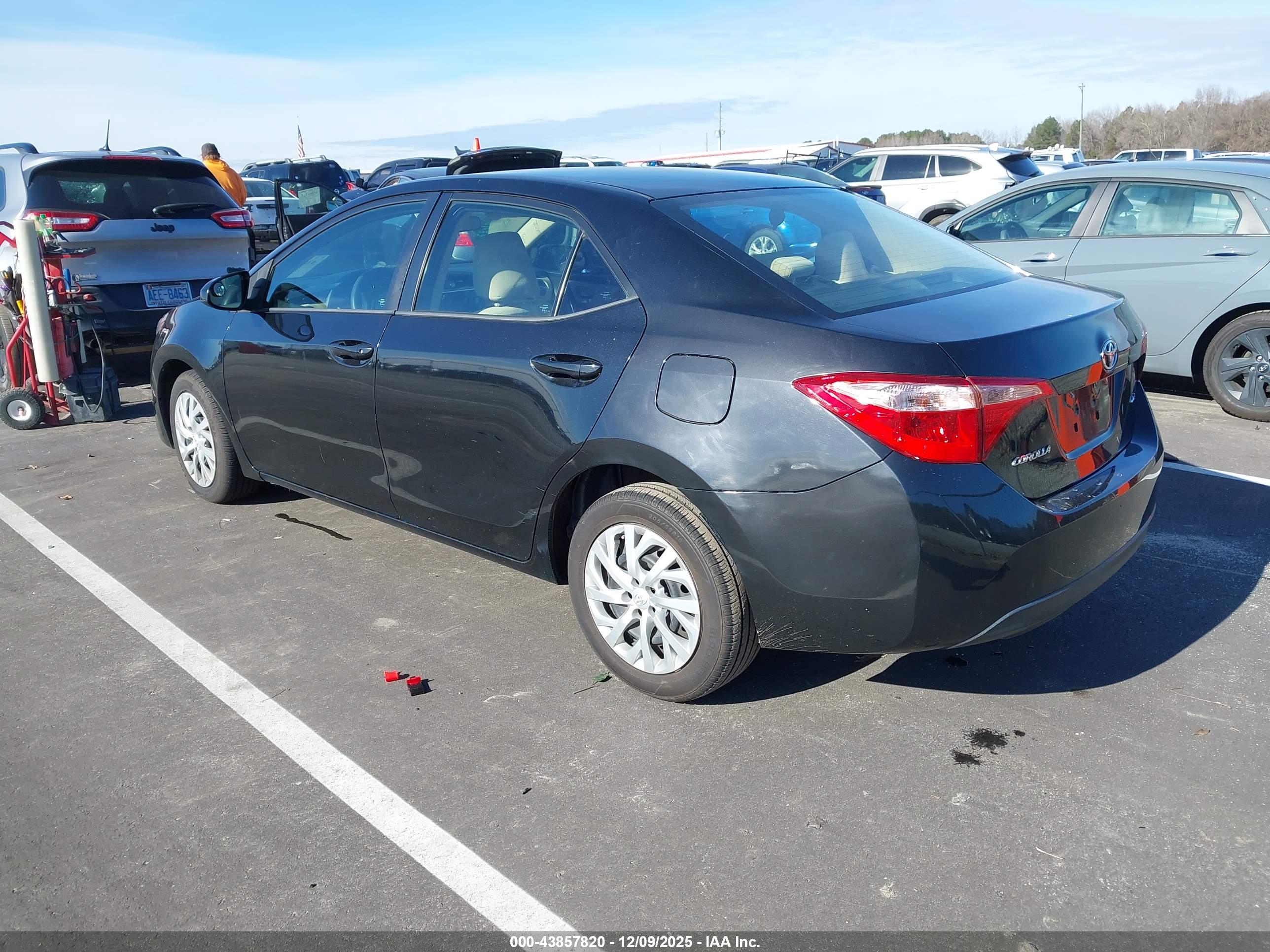 TOYOTA COROLLA image 3