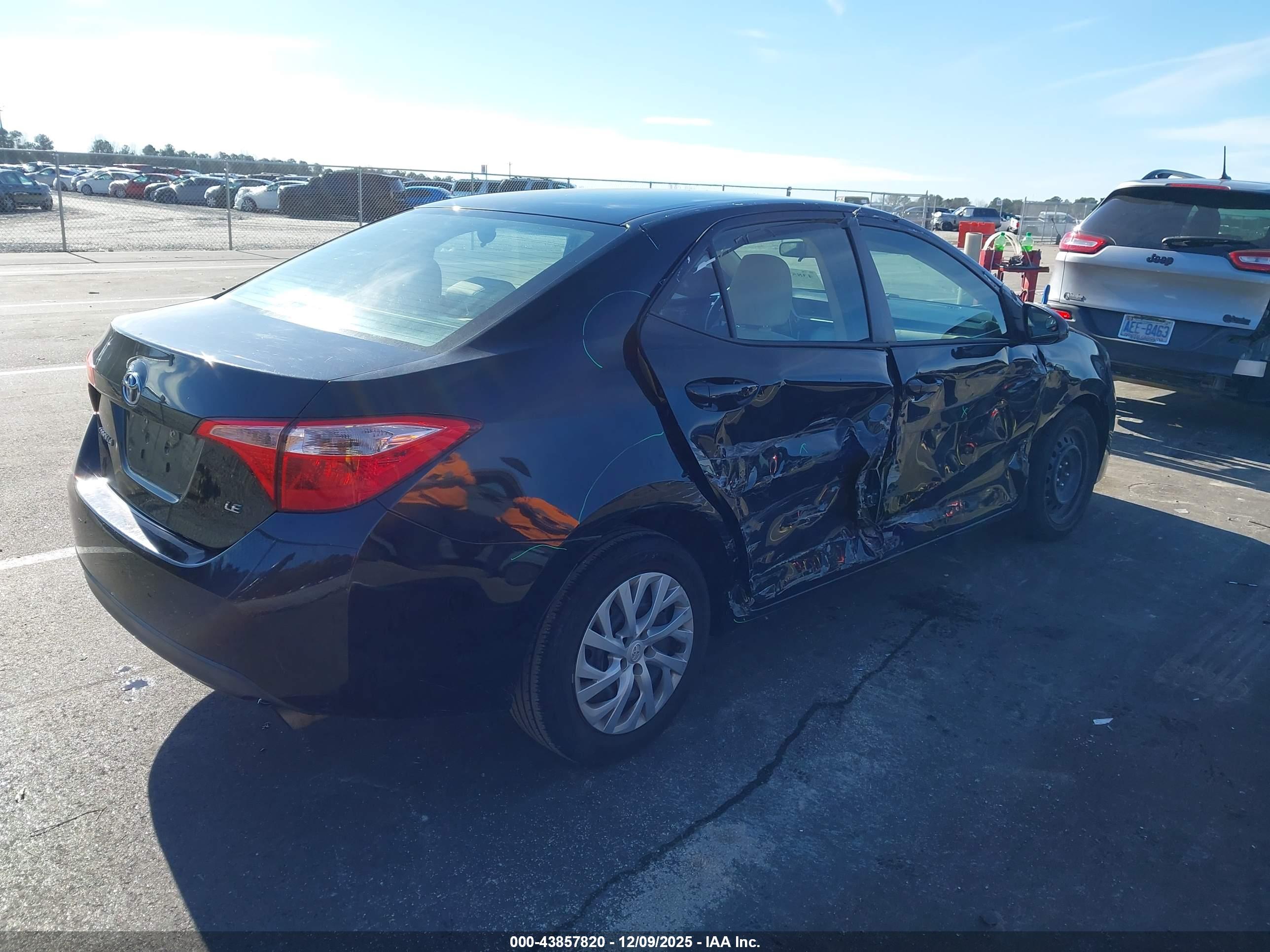 TOYOTA COROLLA image 4
