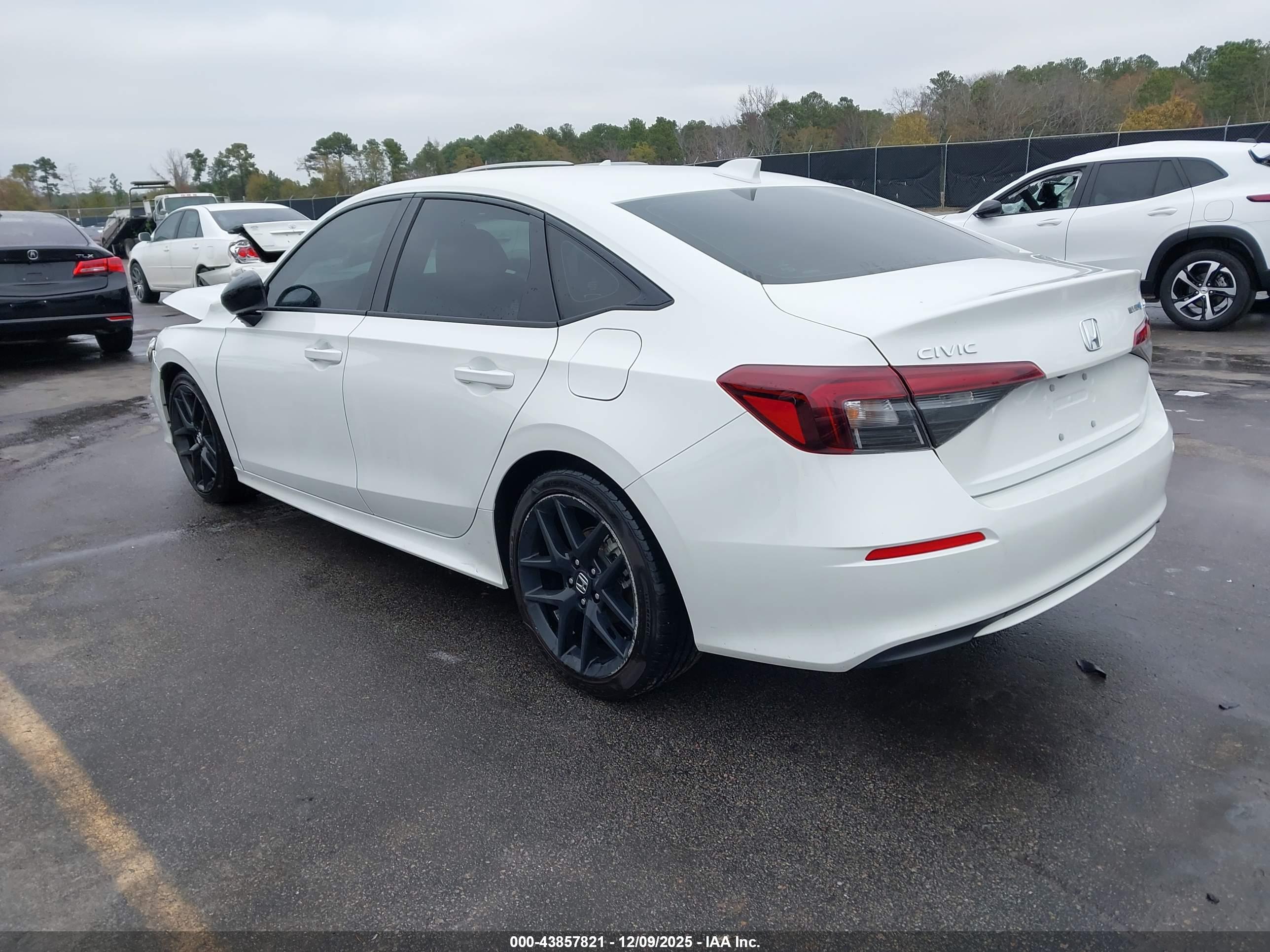 HONDA CIVIC image 3