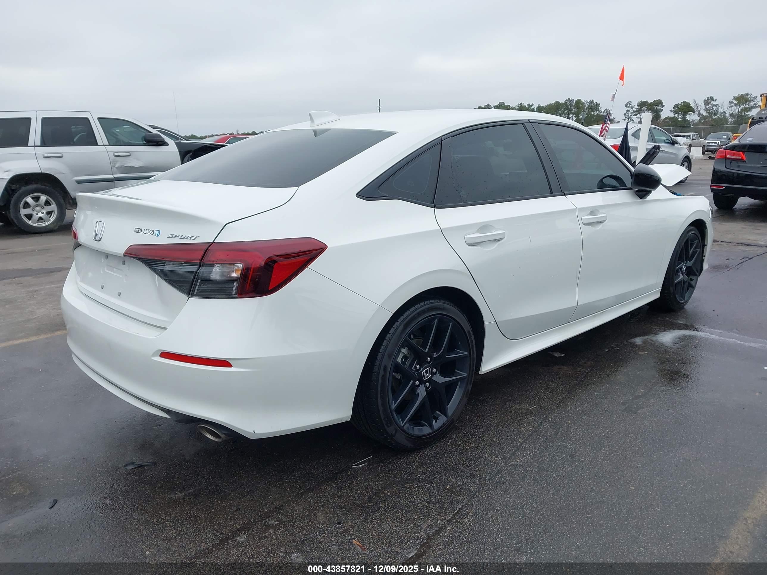 HONDA CIVIC image 4
