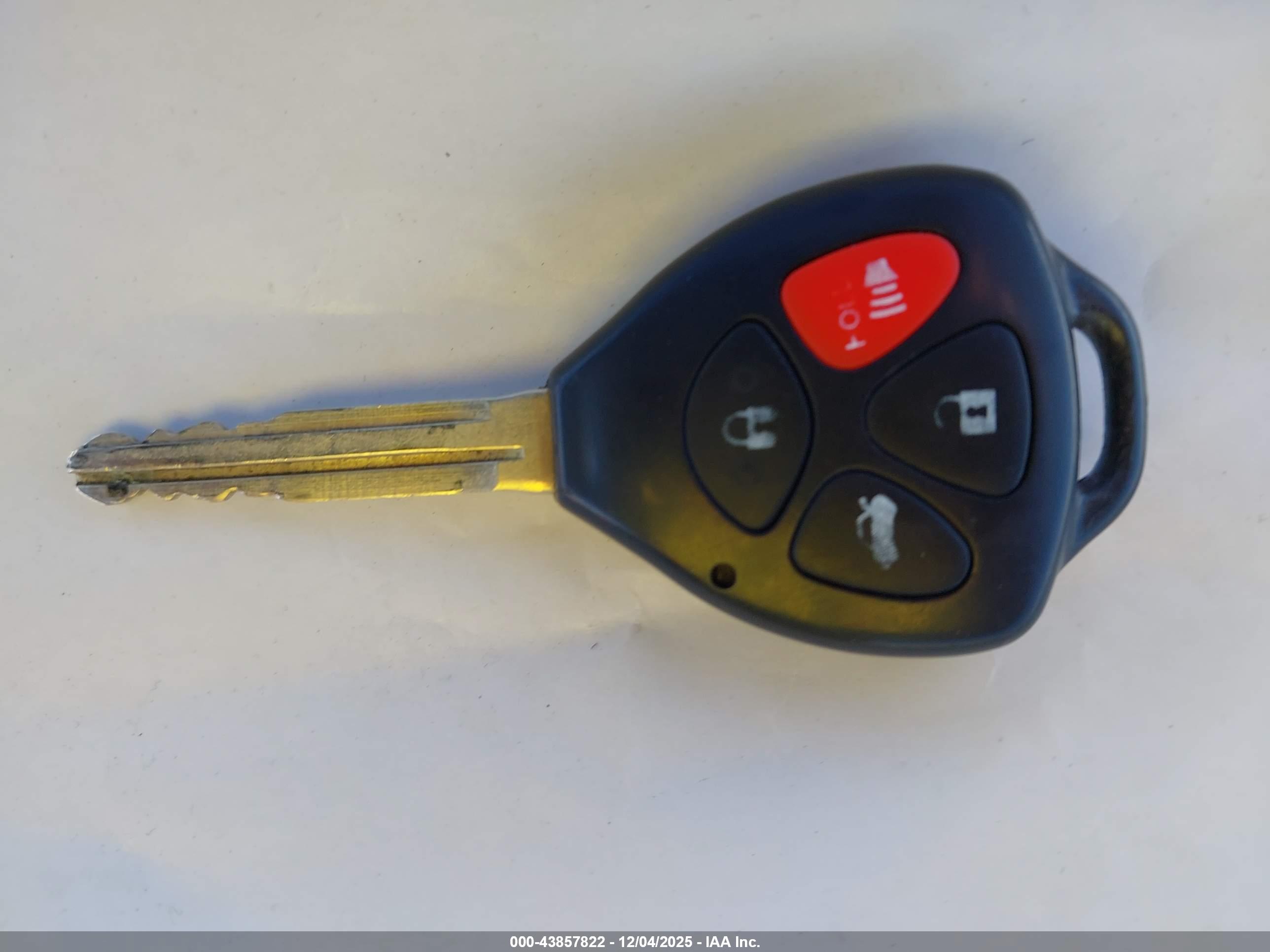 TOYOTA COROLLA image 11