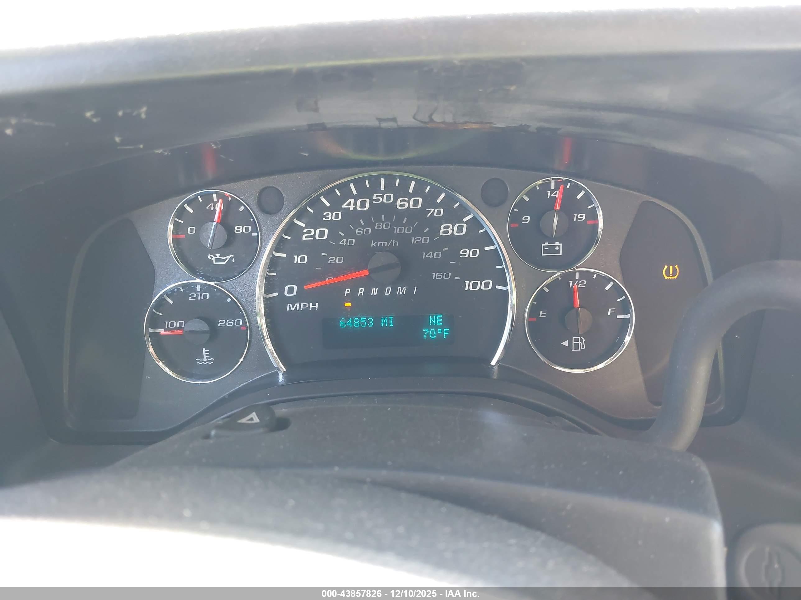 CHEVROLET EXPRESS image 7
