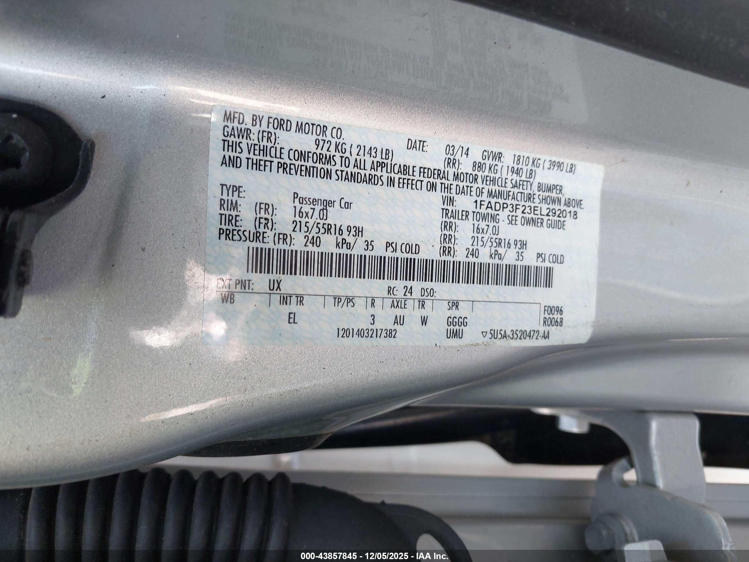 FORD FOCUS image 9