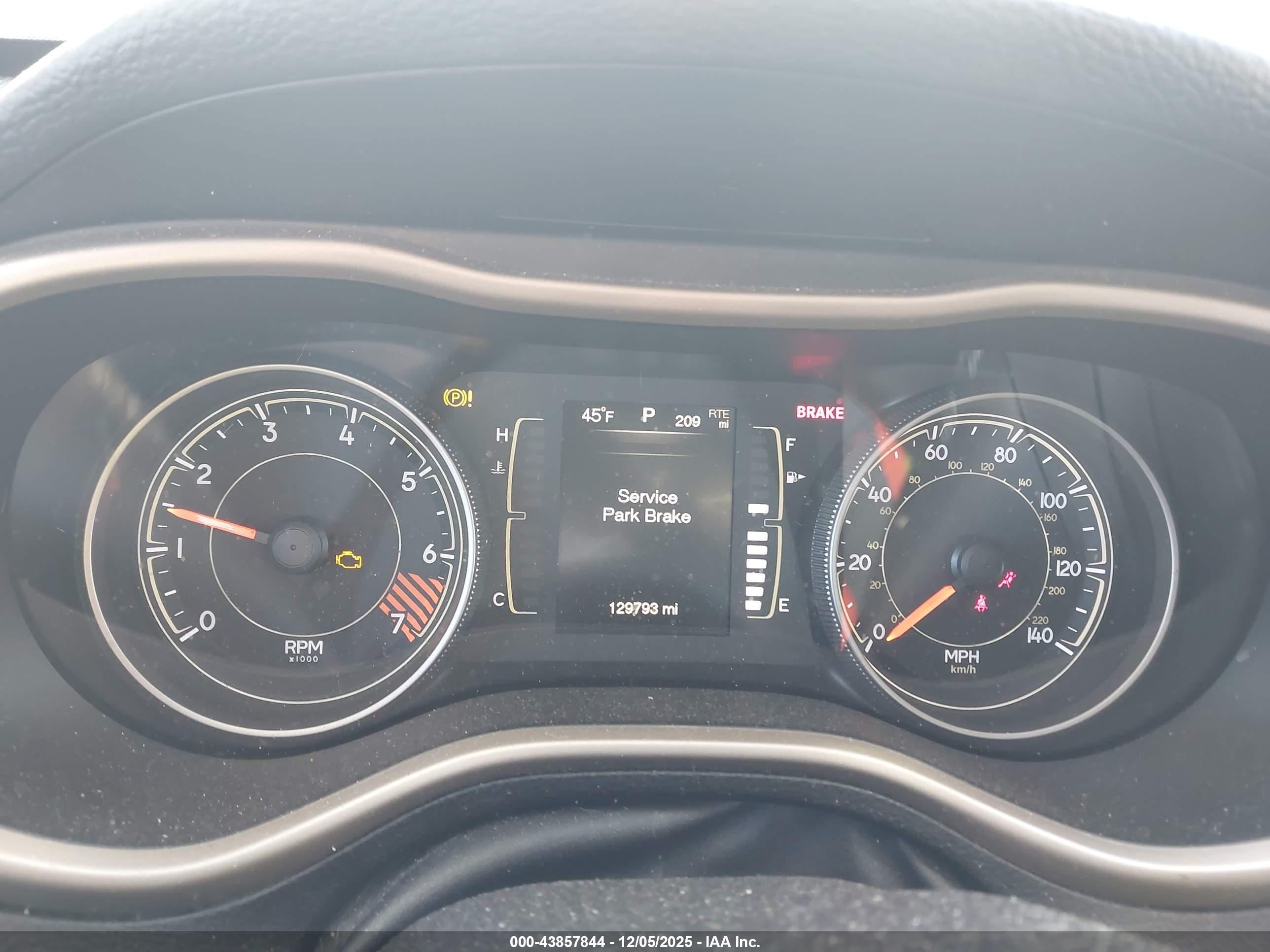 JEEP CHEROKEE image 7