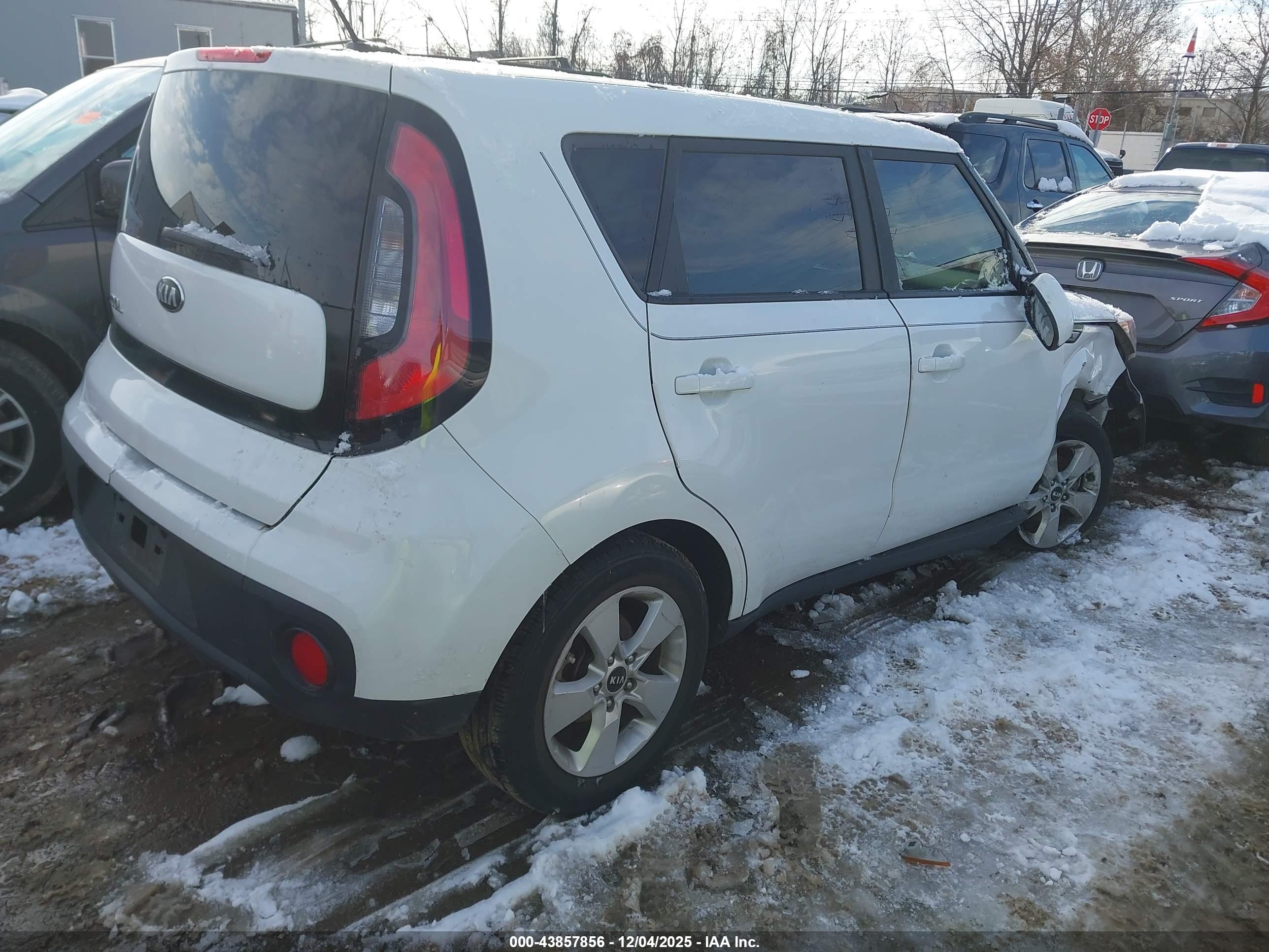 KIA SOUL image 4