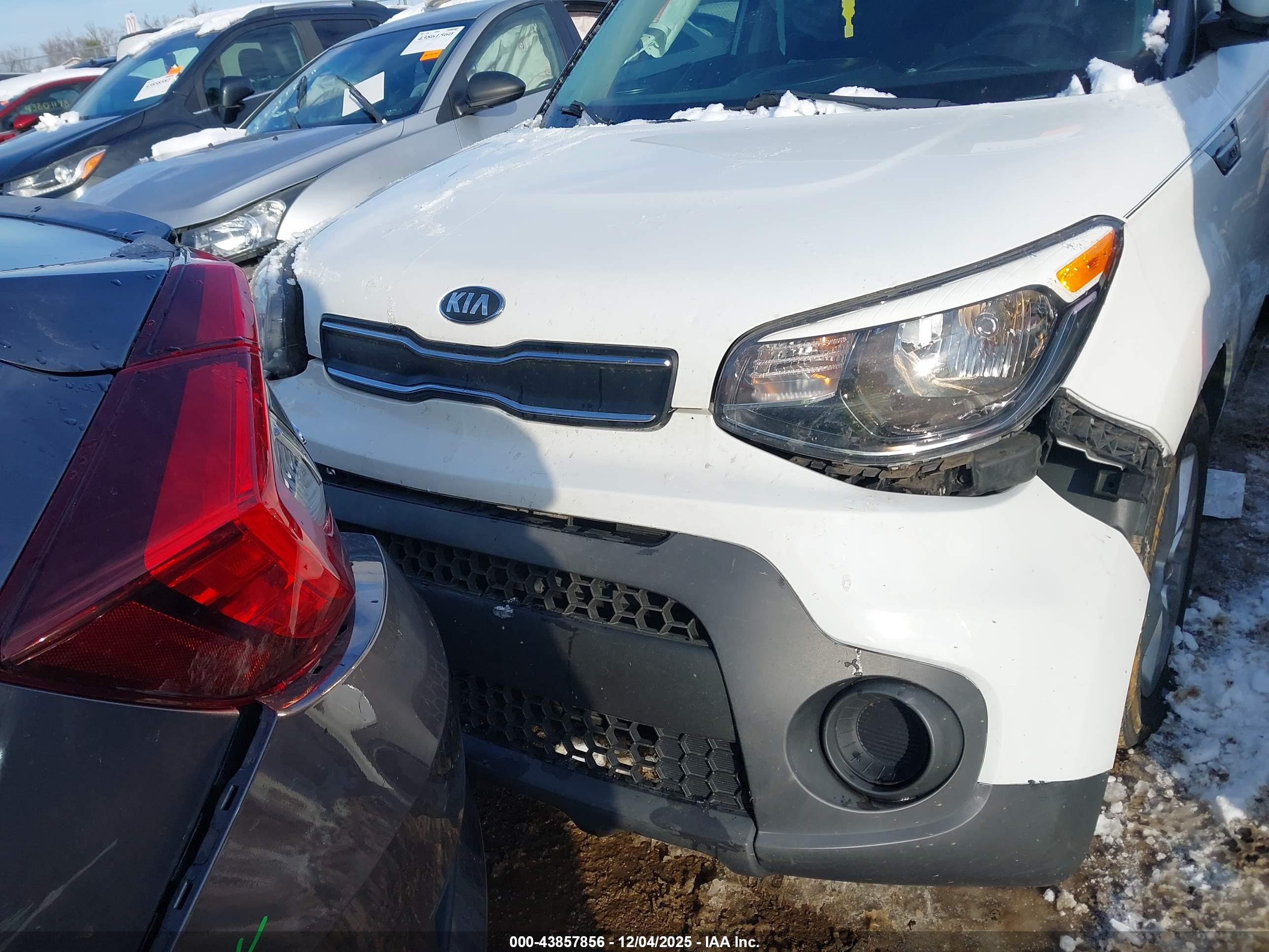 KIA SOUL image 6