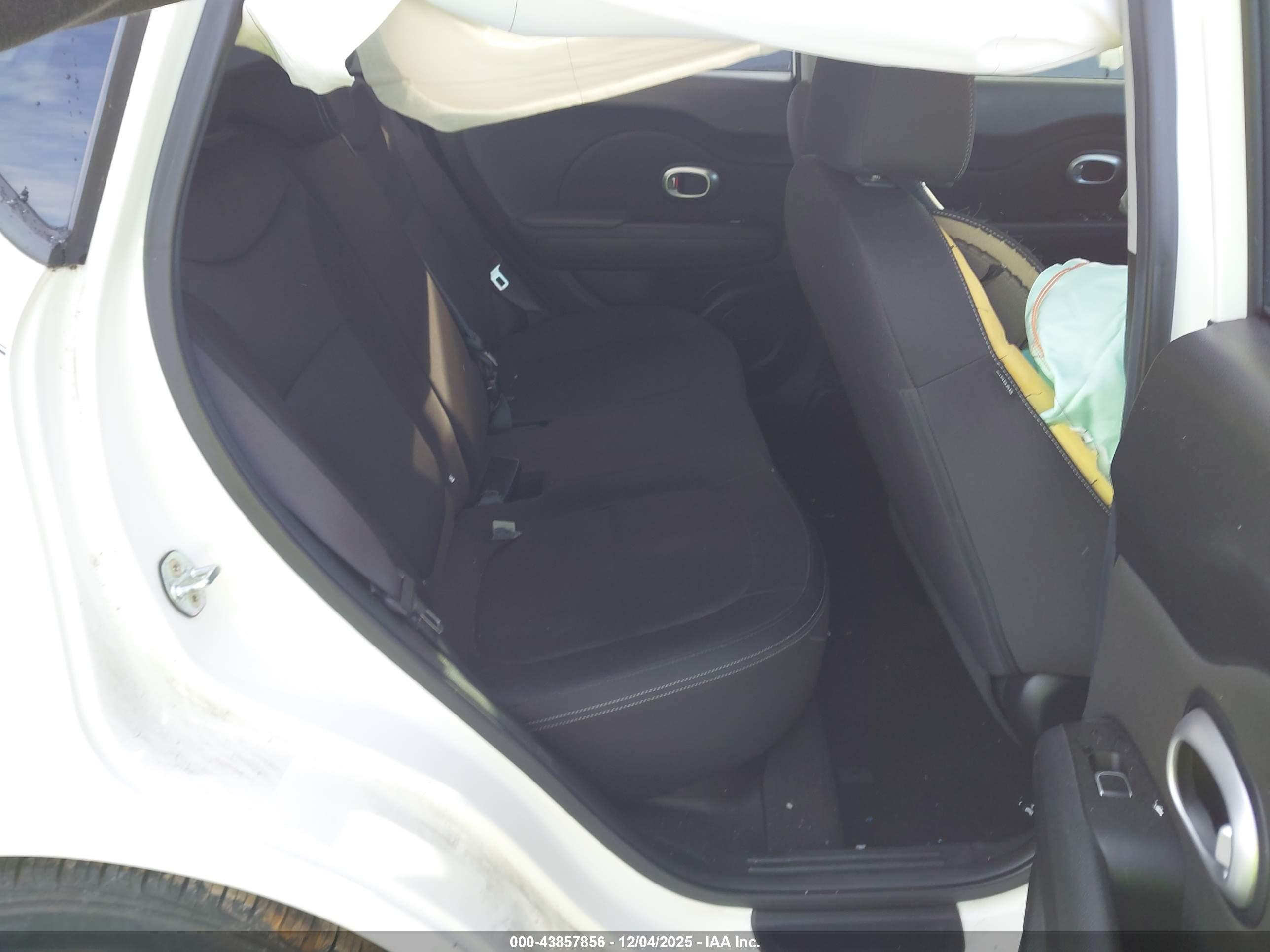 KIA SOUL image 8