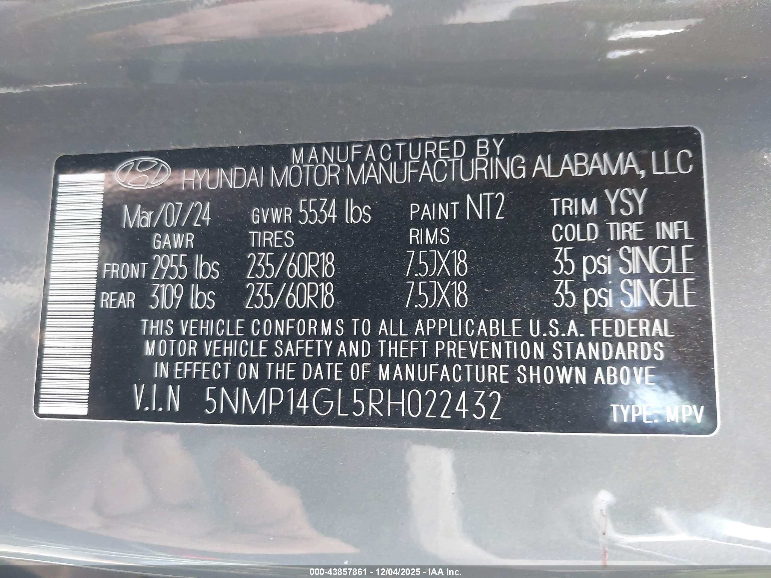 HYUNDAI SANTA image 9
