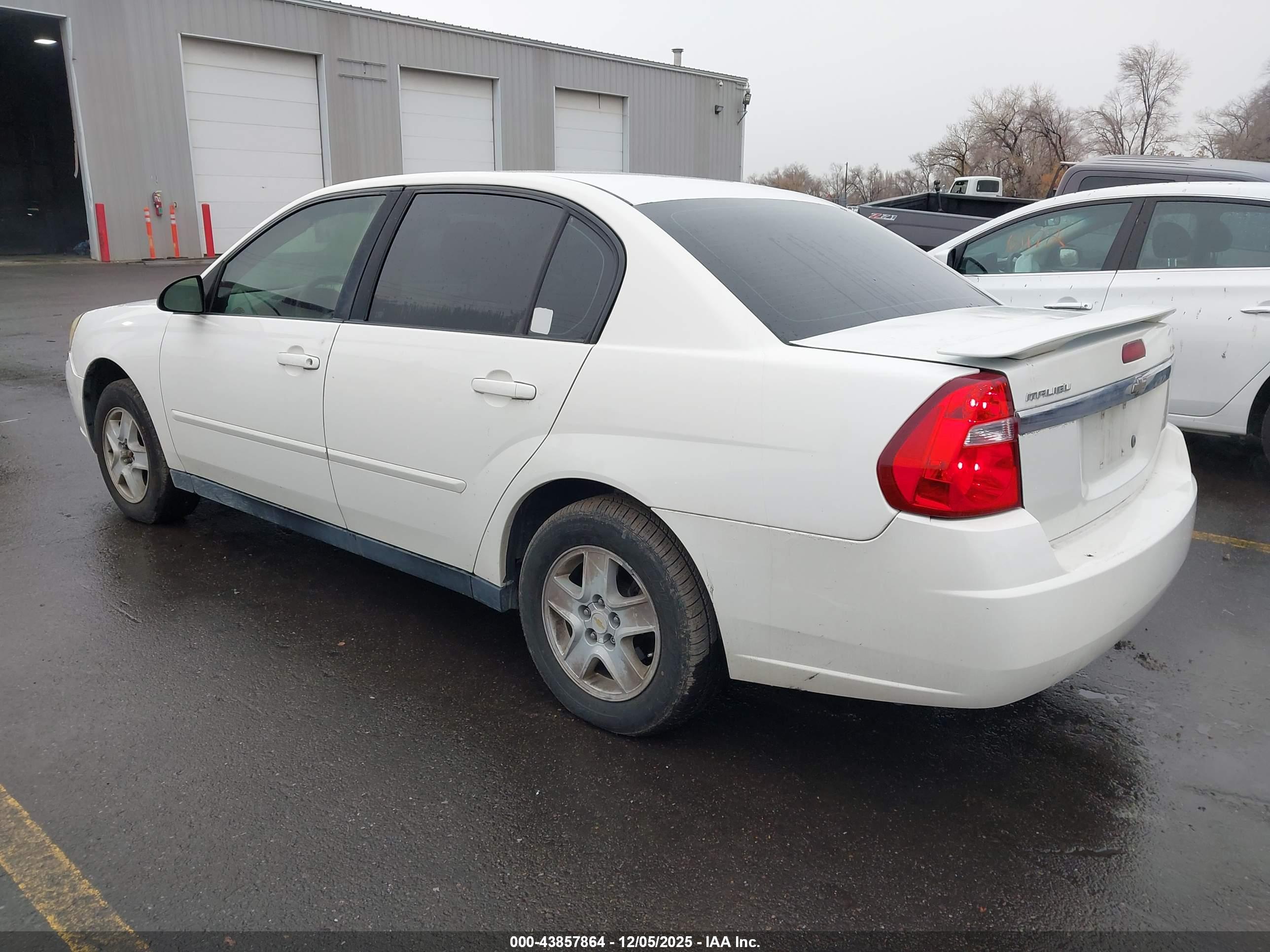 CHEVROLET MALIBU image 3