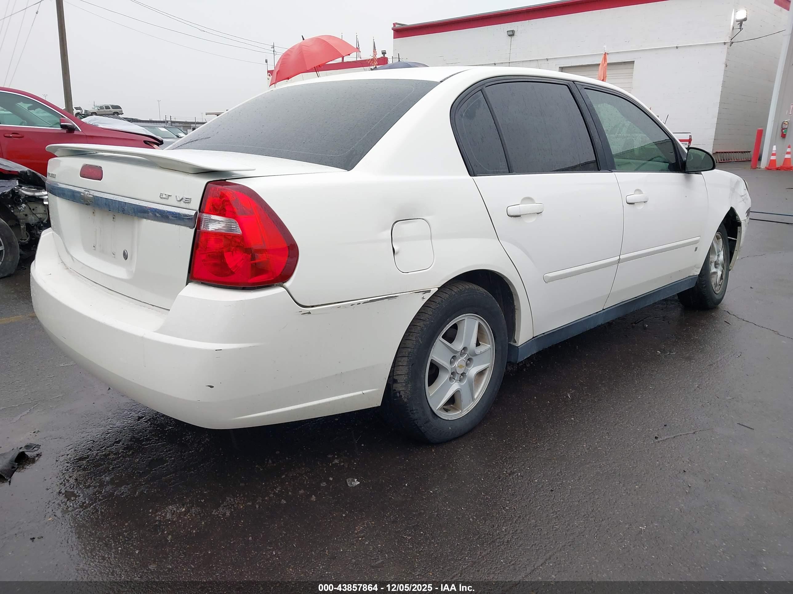 CHEVROLET MALIBU image 4