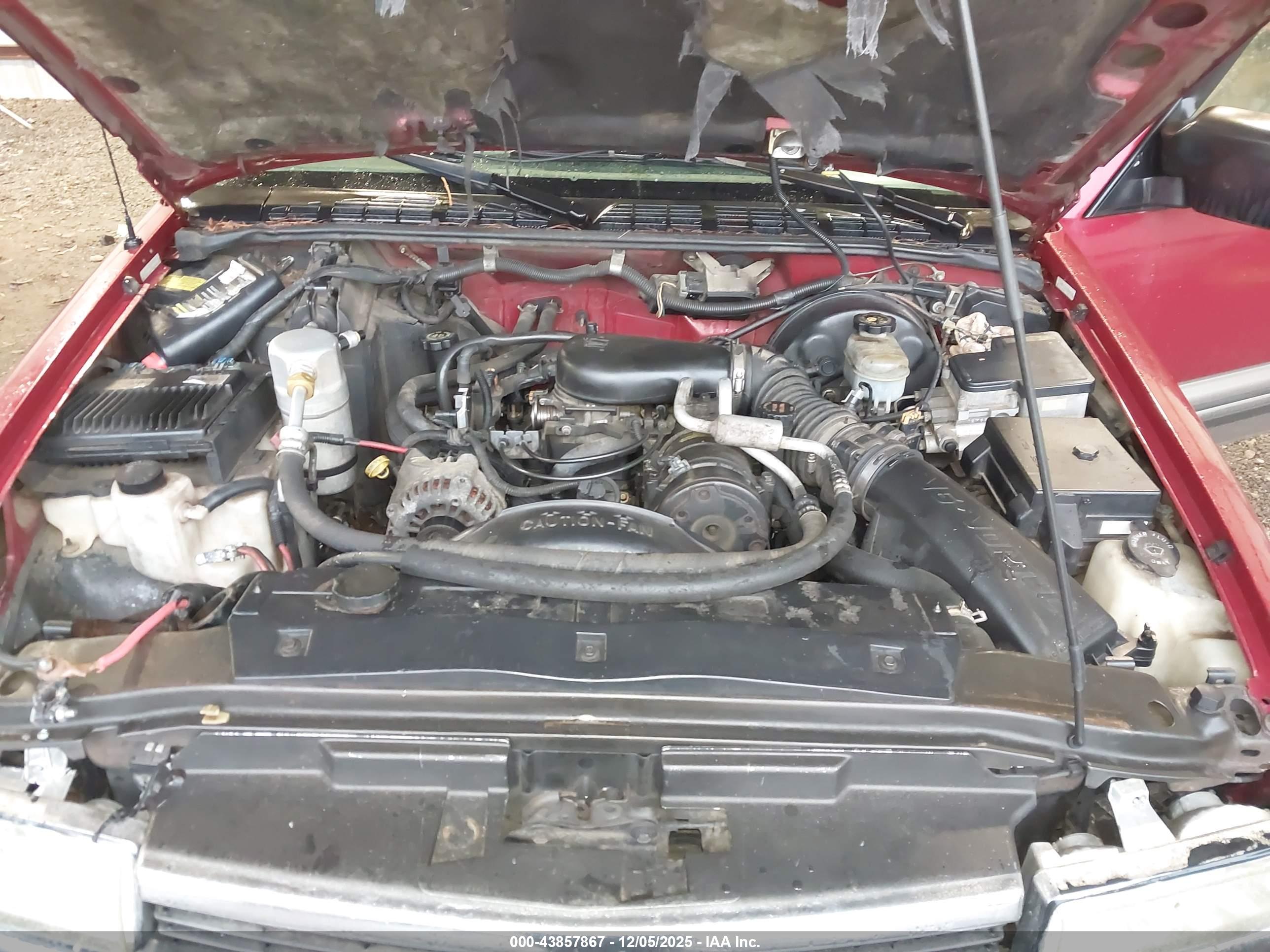 CHEVROLET BLAZER image 10