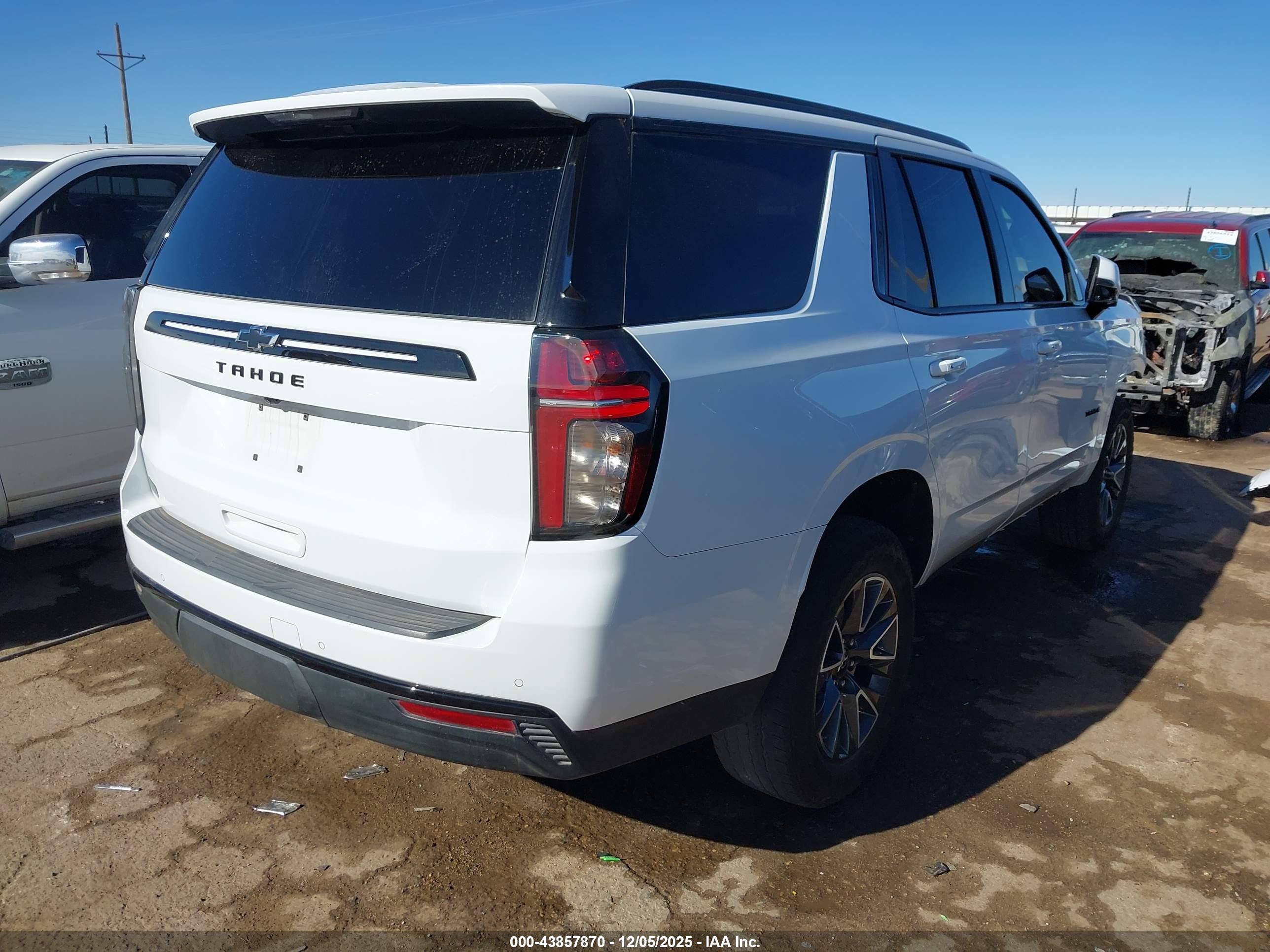 CHEVROLET TAHOE image 4