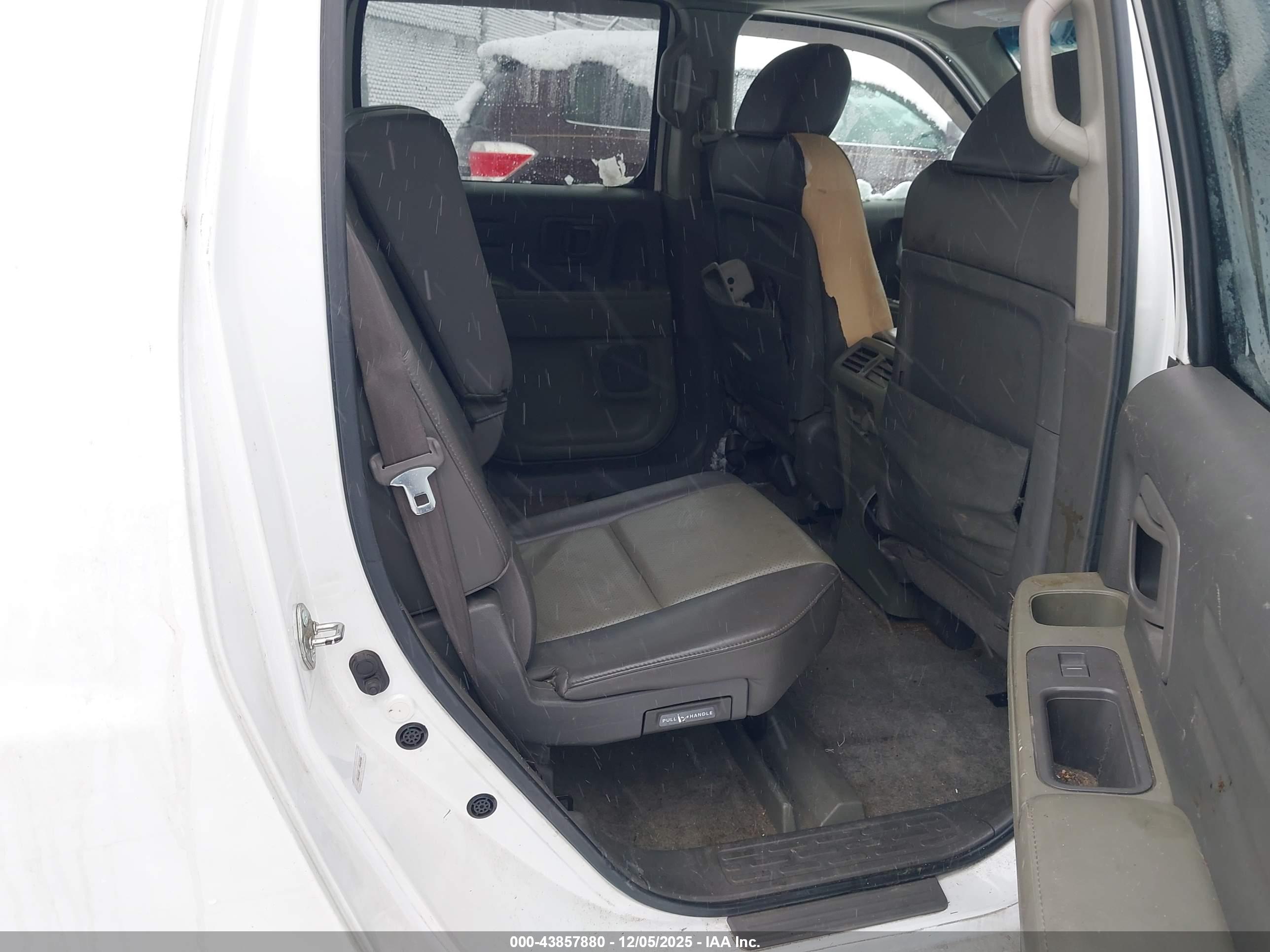 HONDA RIDGELINE image 8