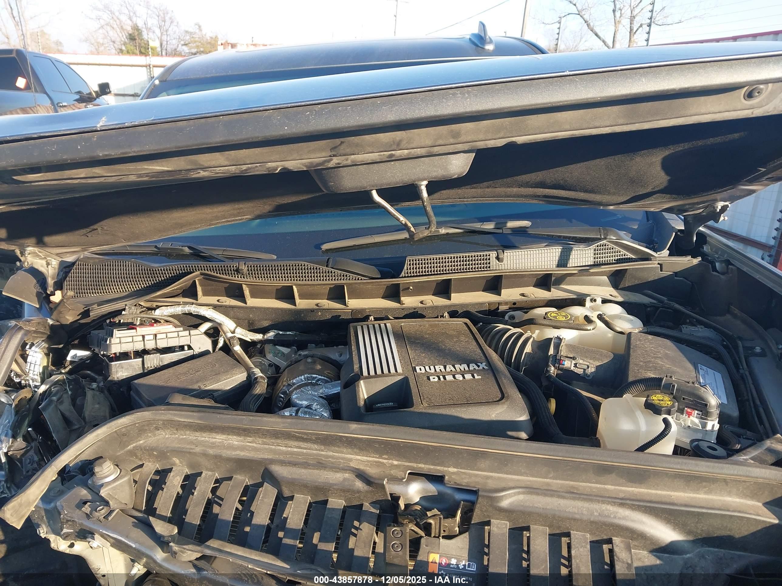 GMC SIERRA image 10