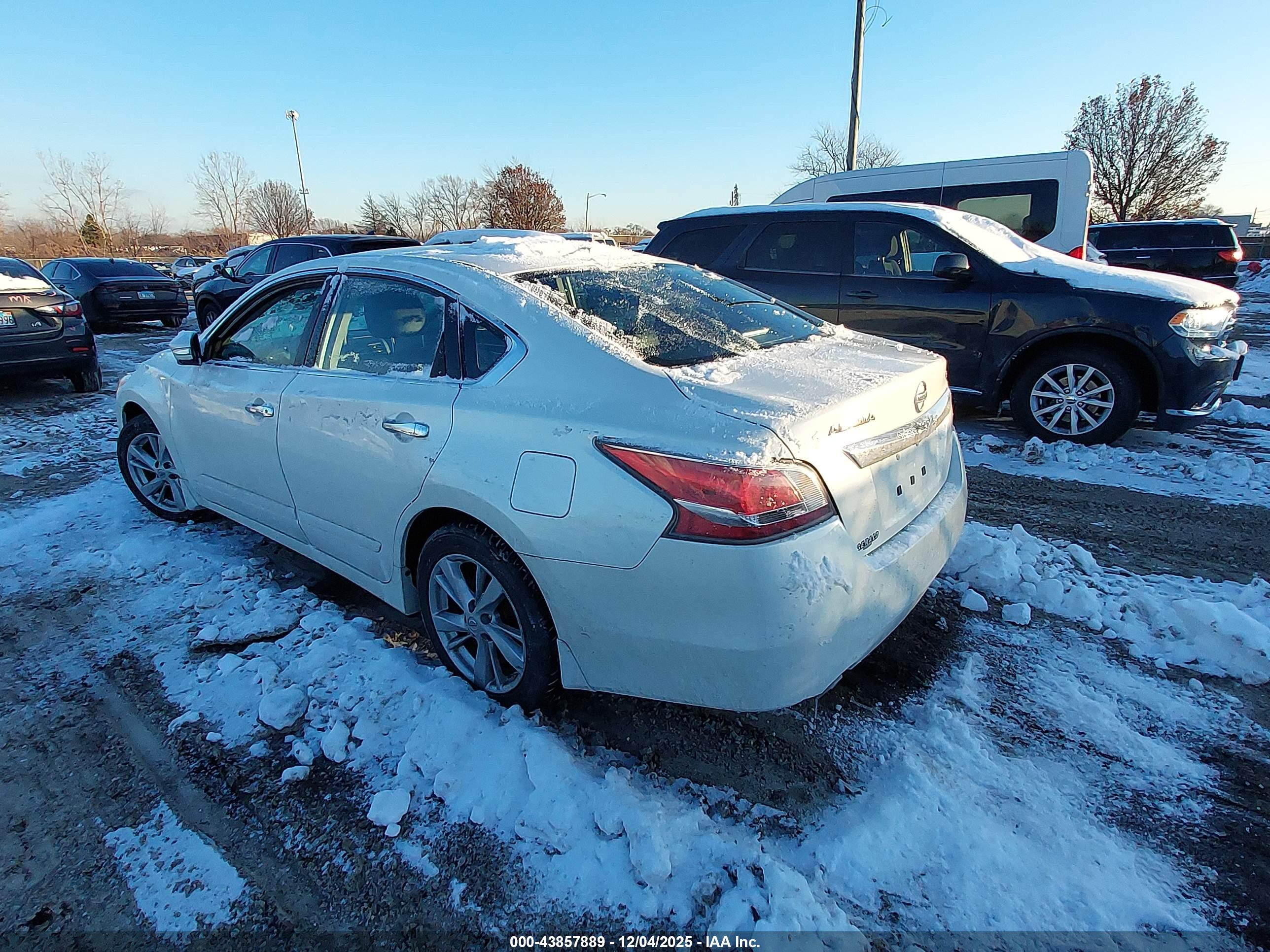 NISSAN ALTIMA image 3