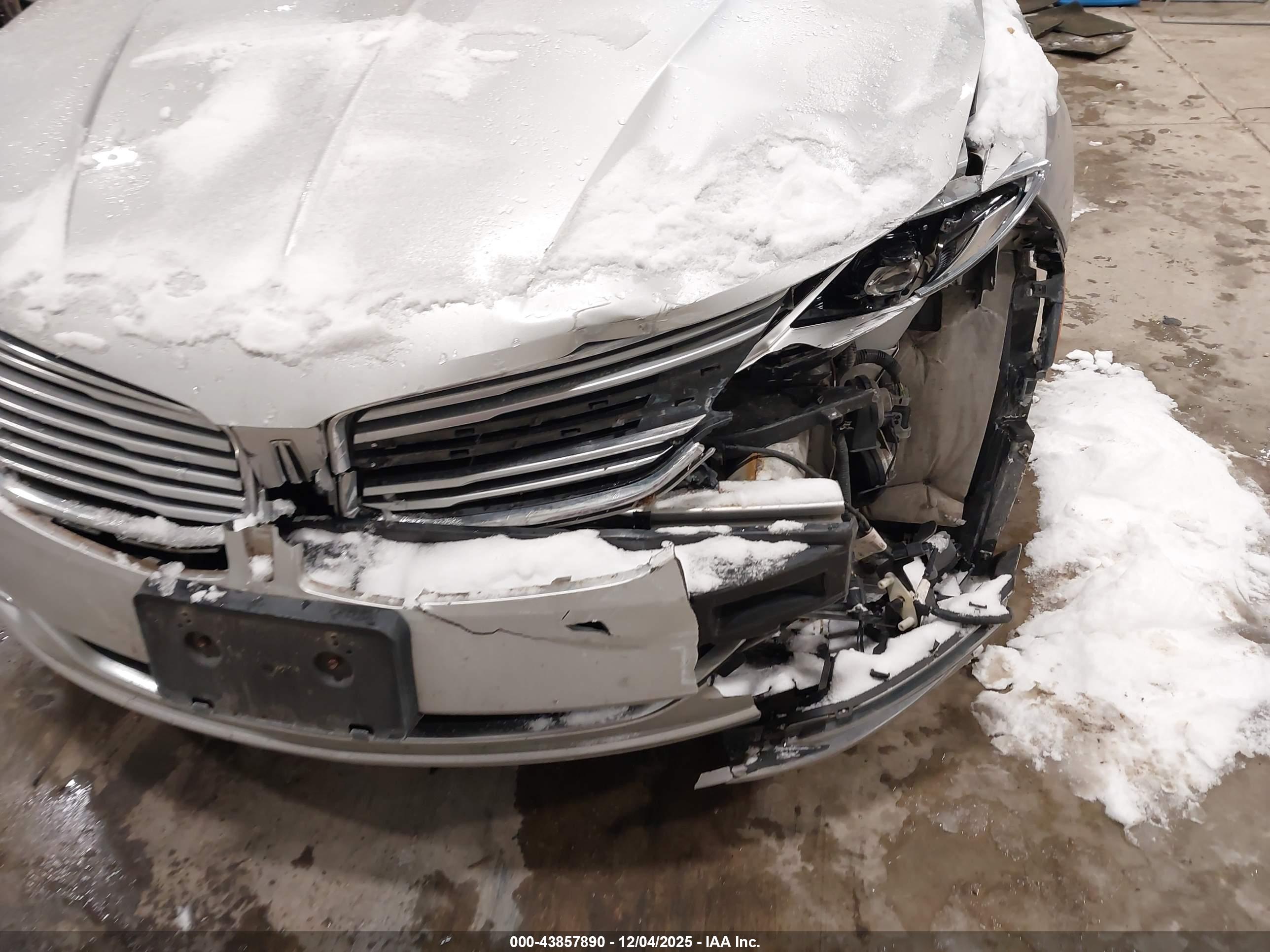 LINCOLN MKZ image 6