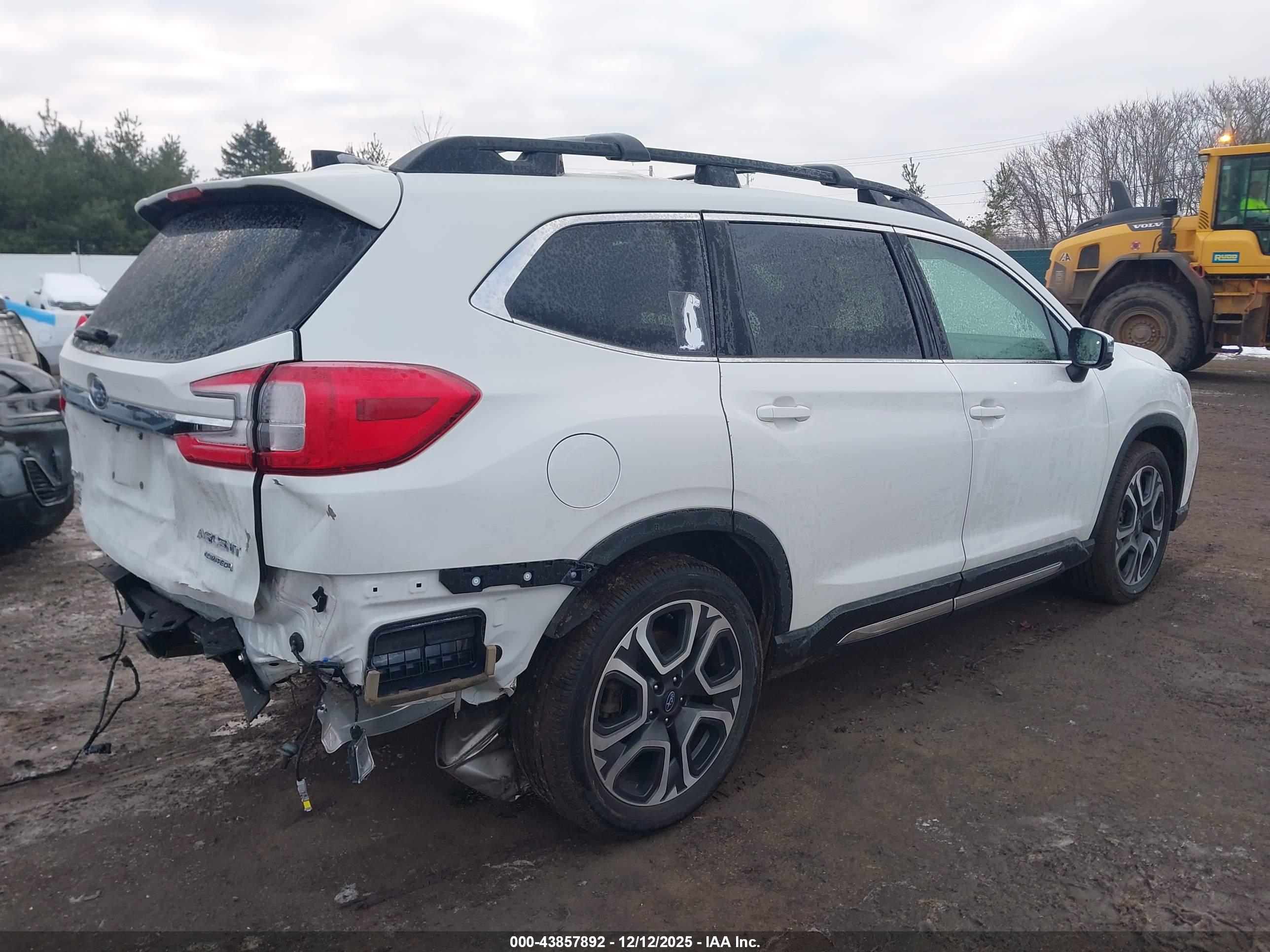 SUBARU ASCENT image 4