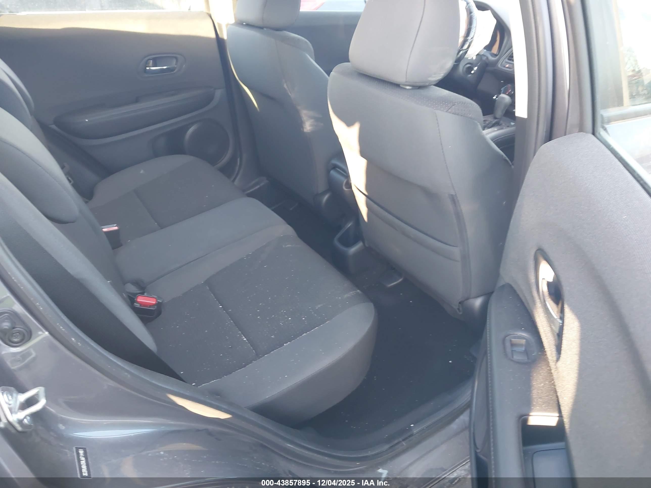 HONDA HR-V image 8