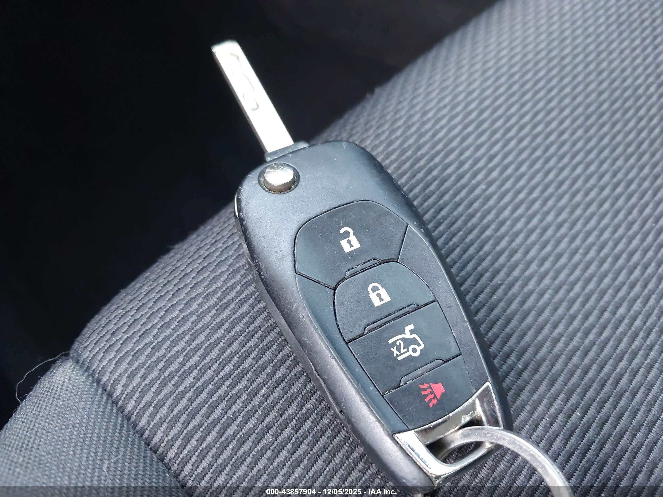 CHEVROLET CRUZE image 11