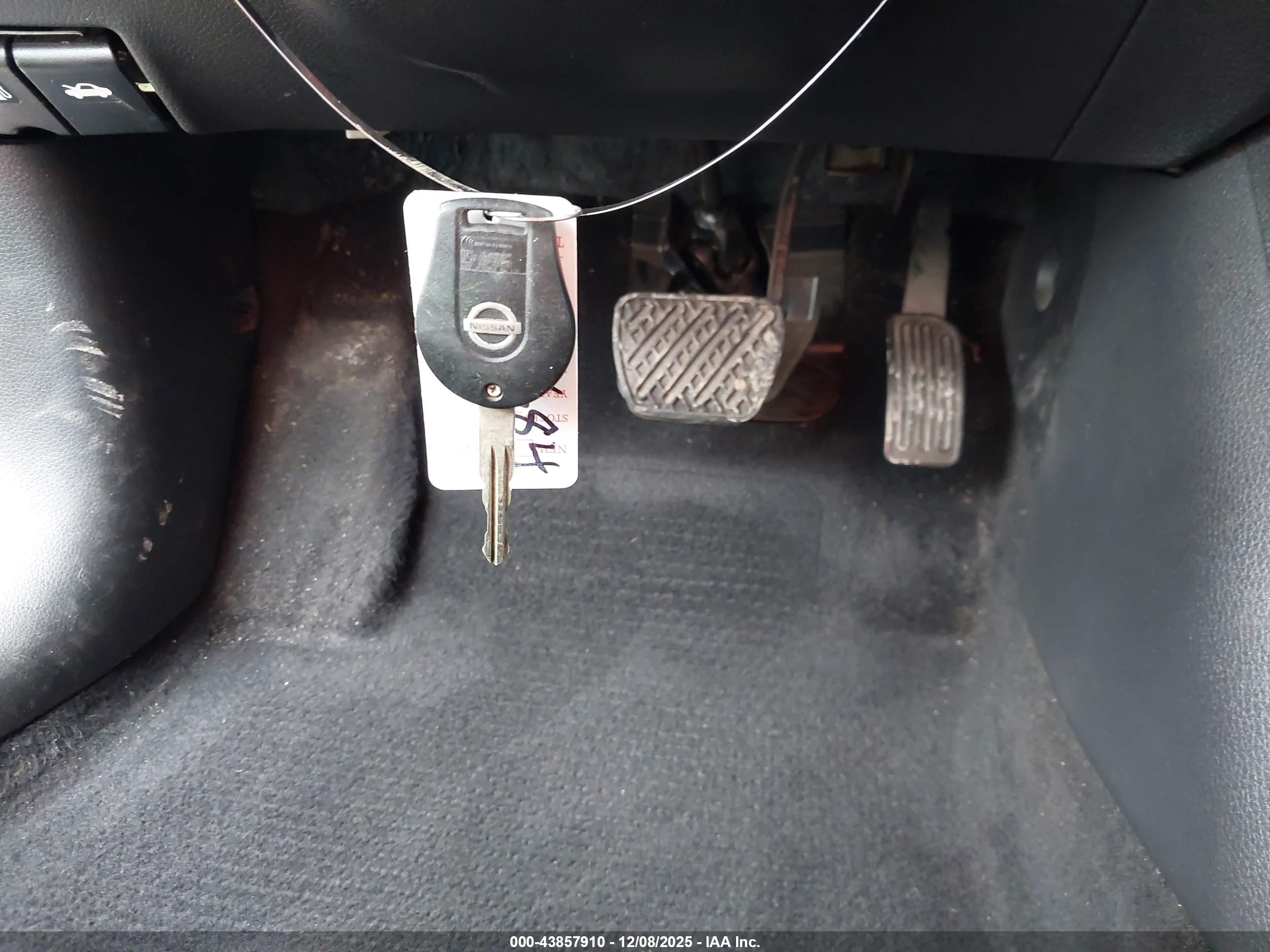 NISSAN SENTRA image 11