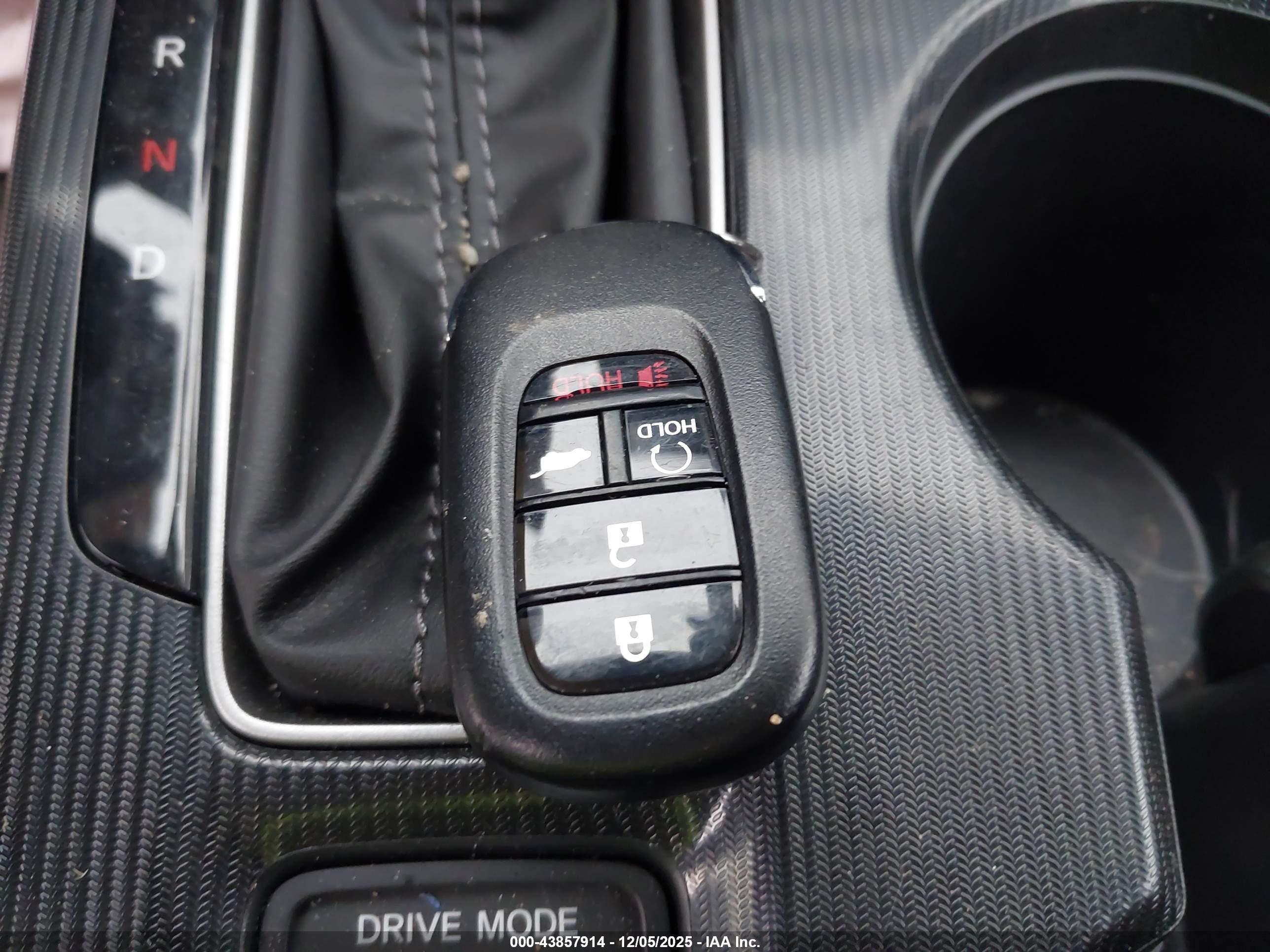 HONDA CIVIC image 11