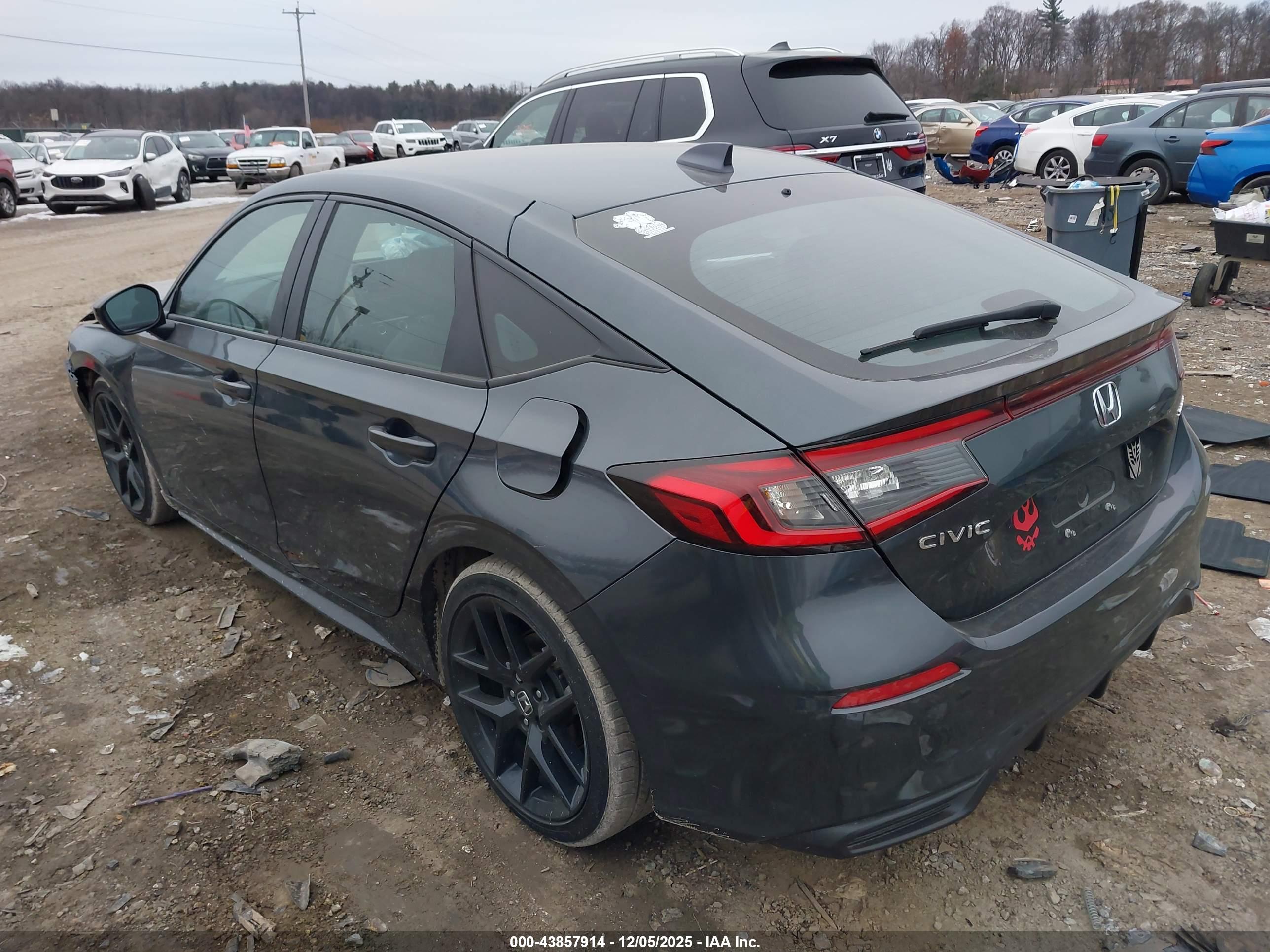 HONDA CIVIC image 3