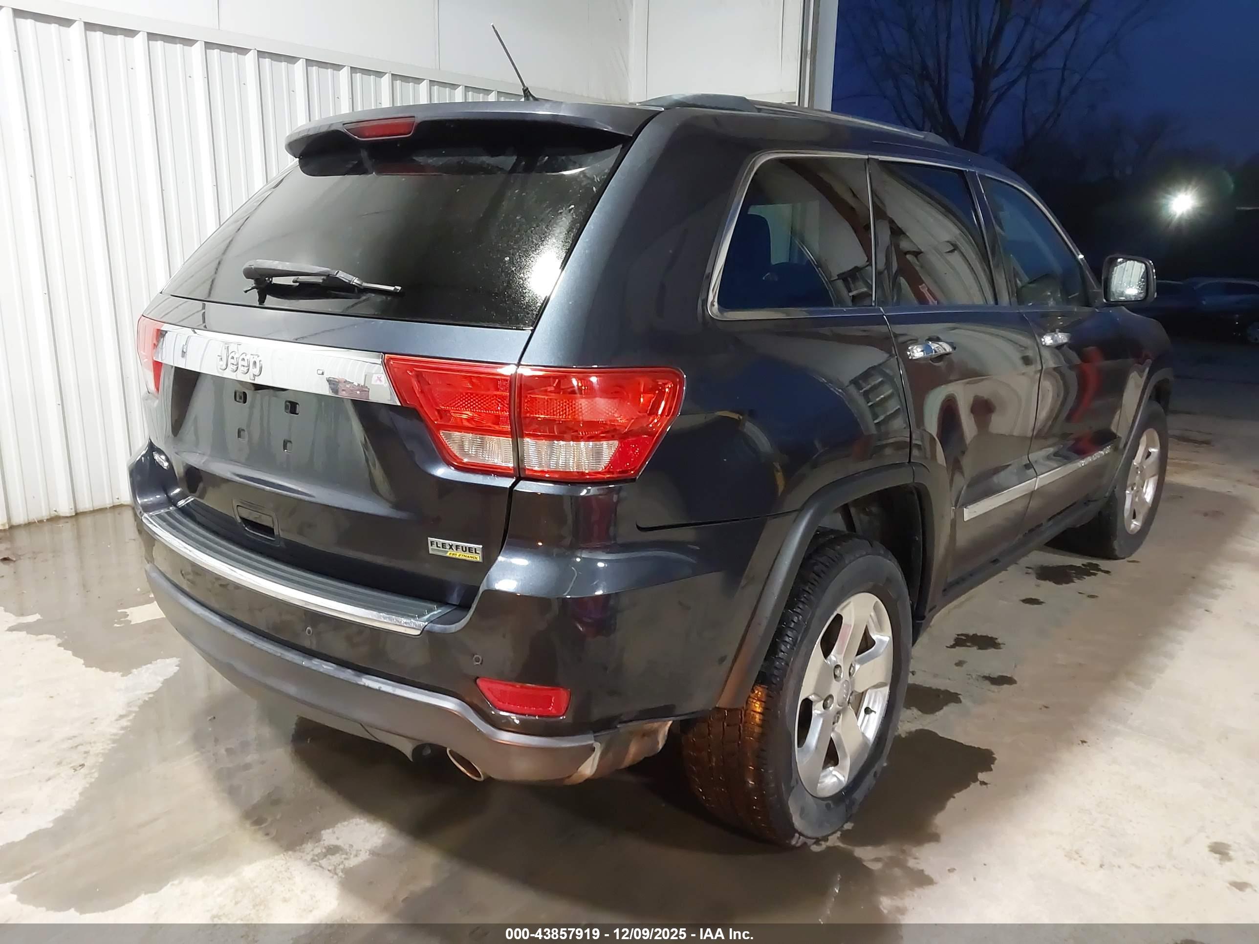 JEEP GRAND image 4