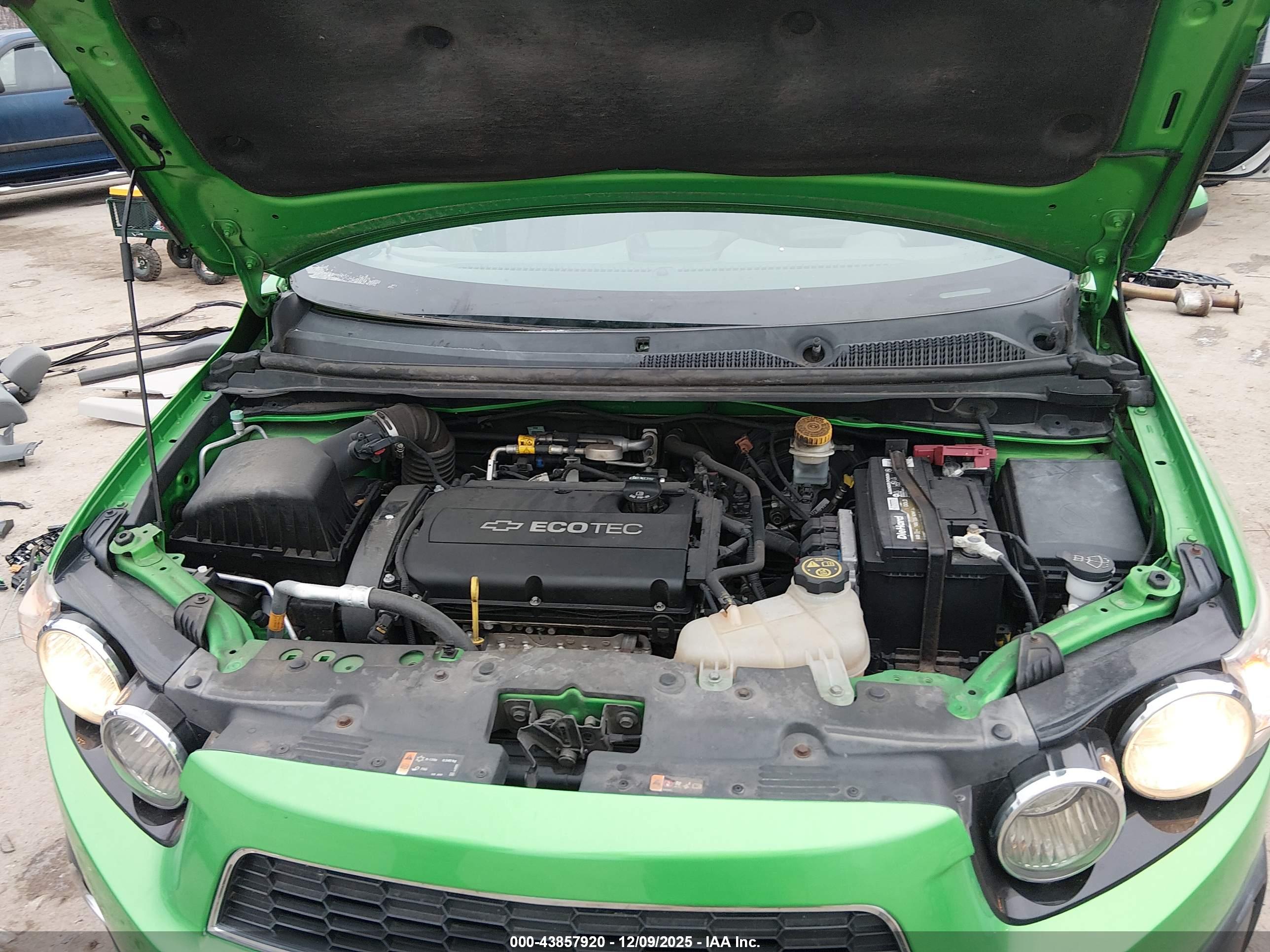 CHEVROLET SONIC image 10