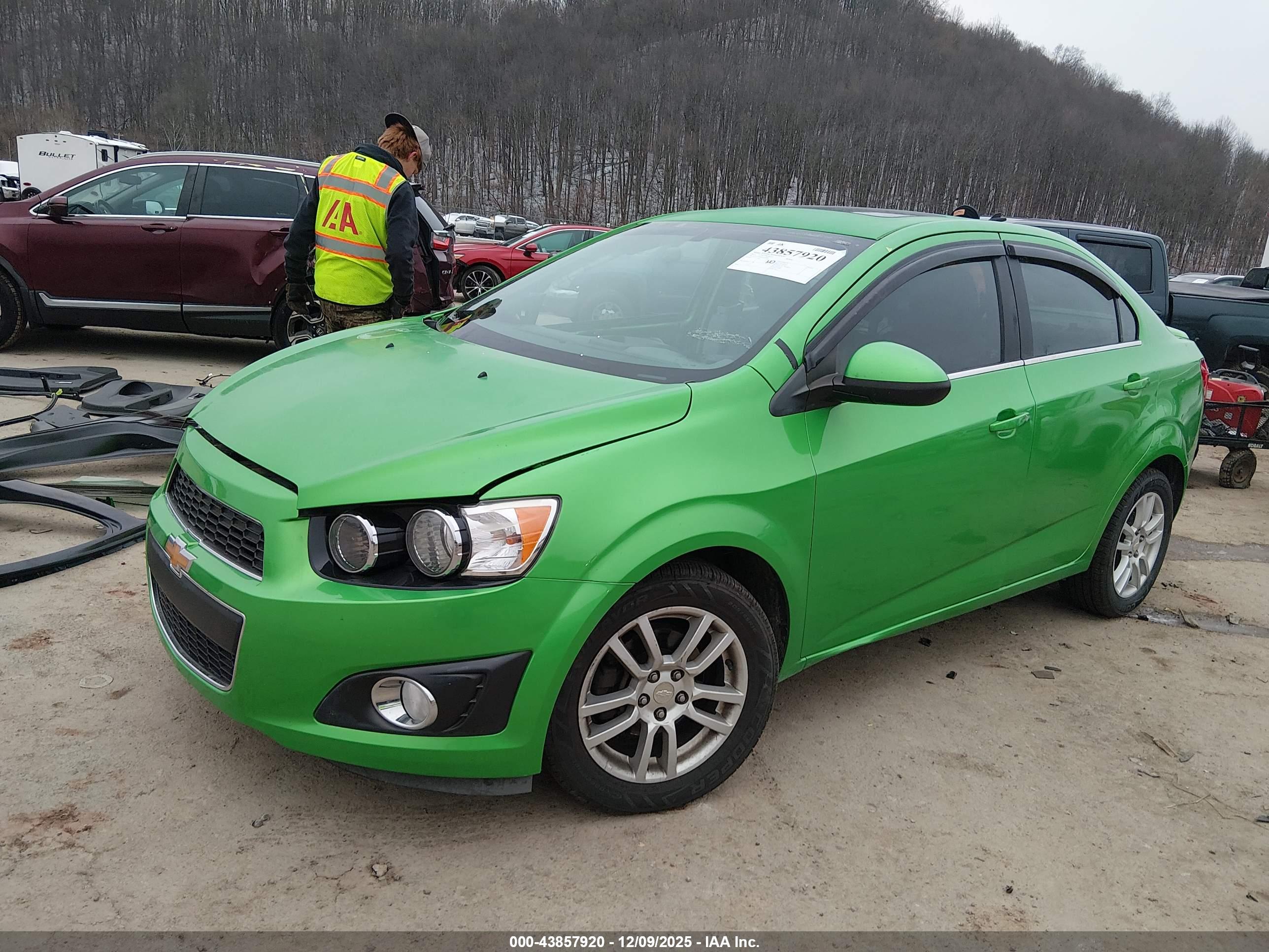 CHEVROLET SONIC image 2